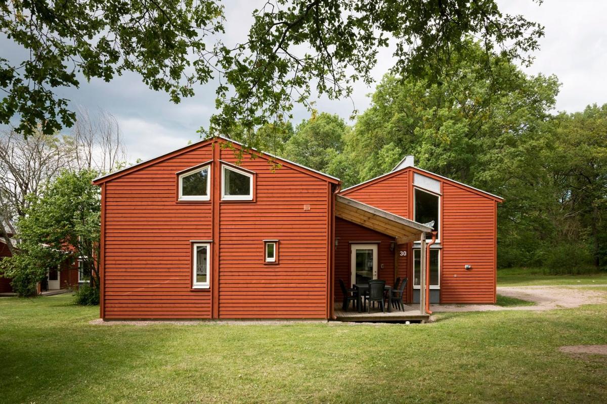 Deluxe Bungalow photo 2