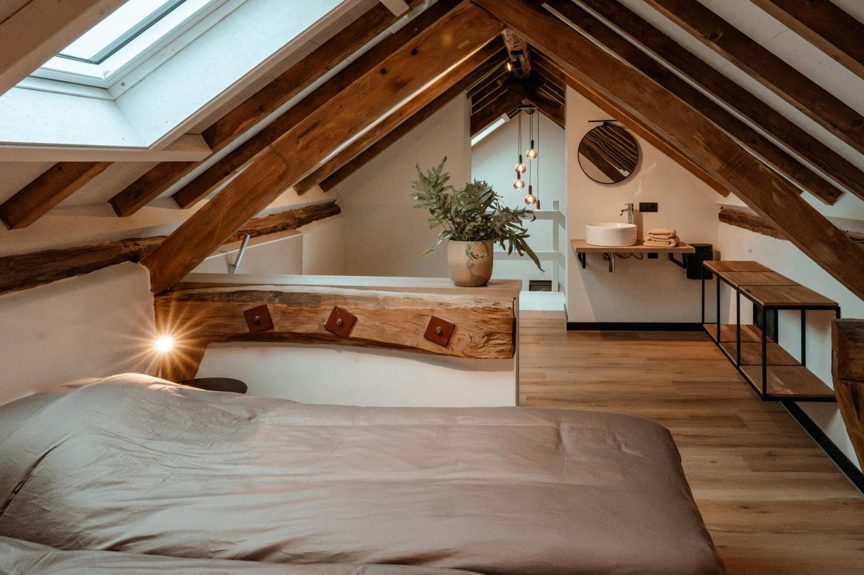One-Bedroom House photo 1