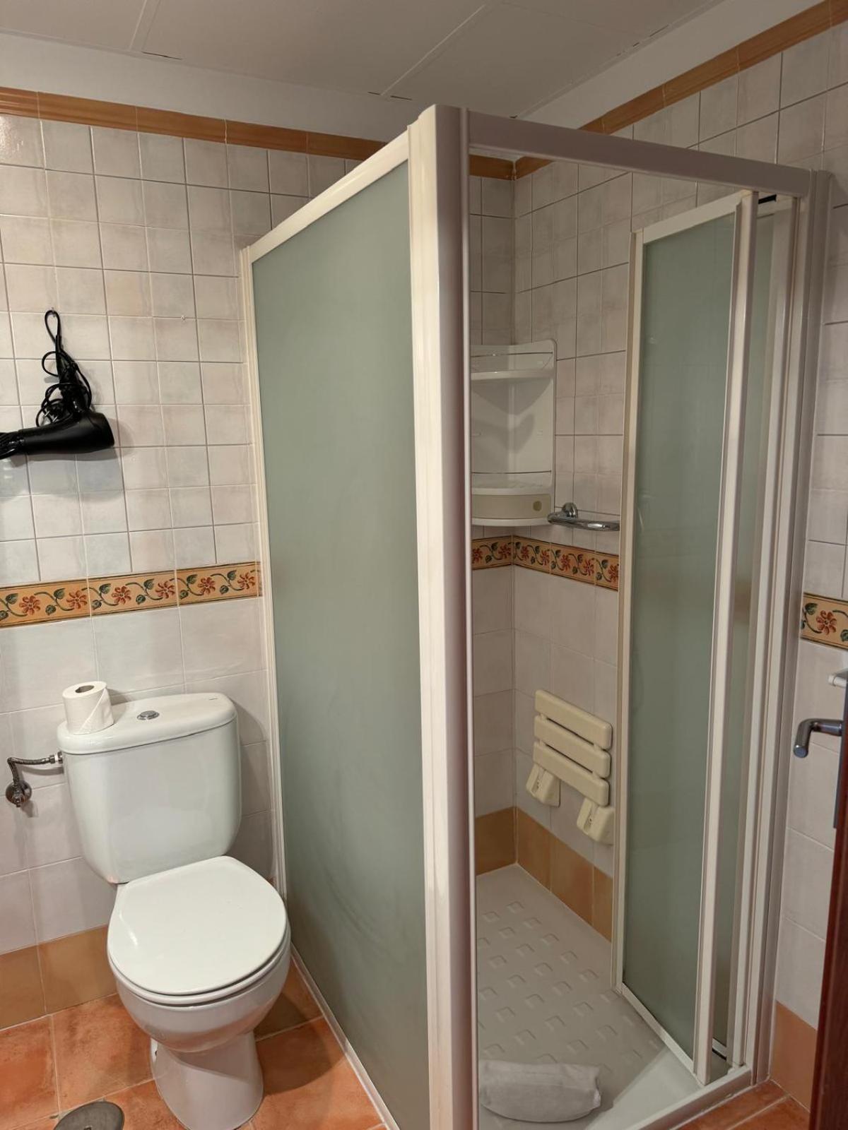 One-Bedroom Apartment - Photo 11