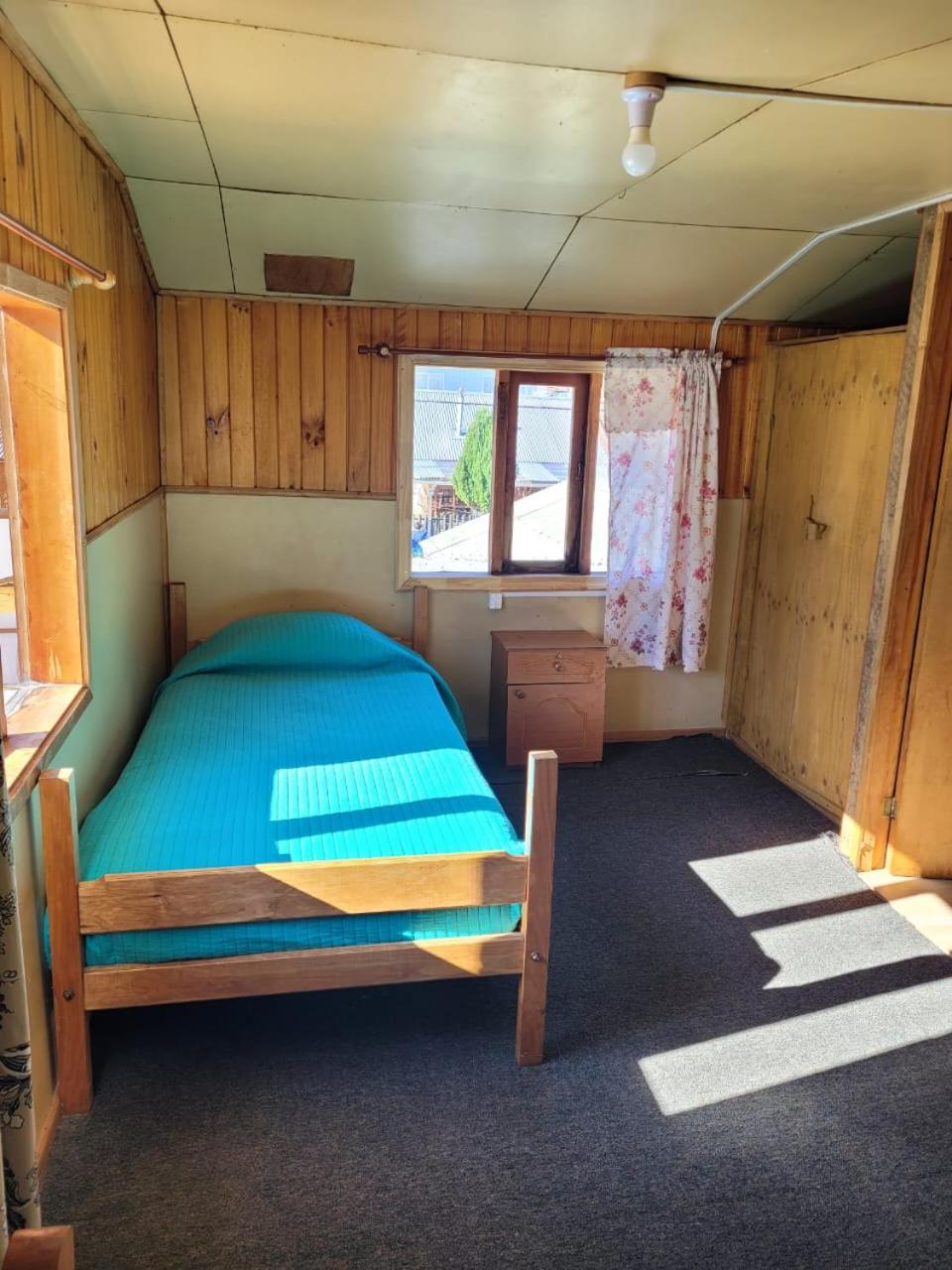 Single Bed In Dormitory Room photo 2