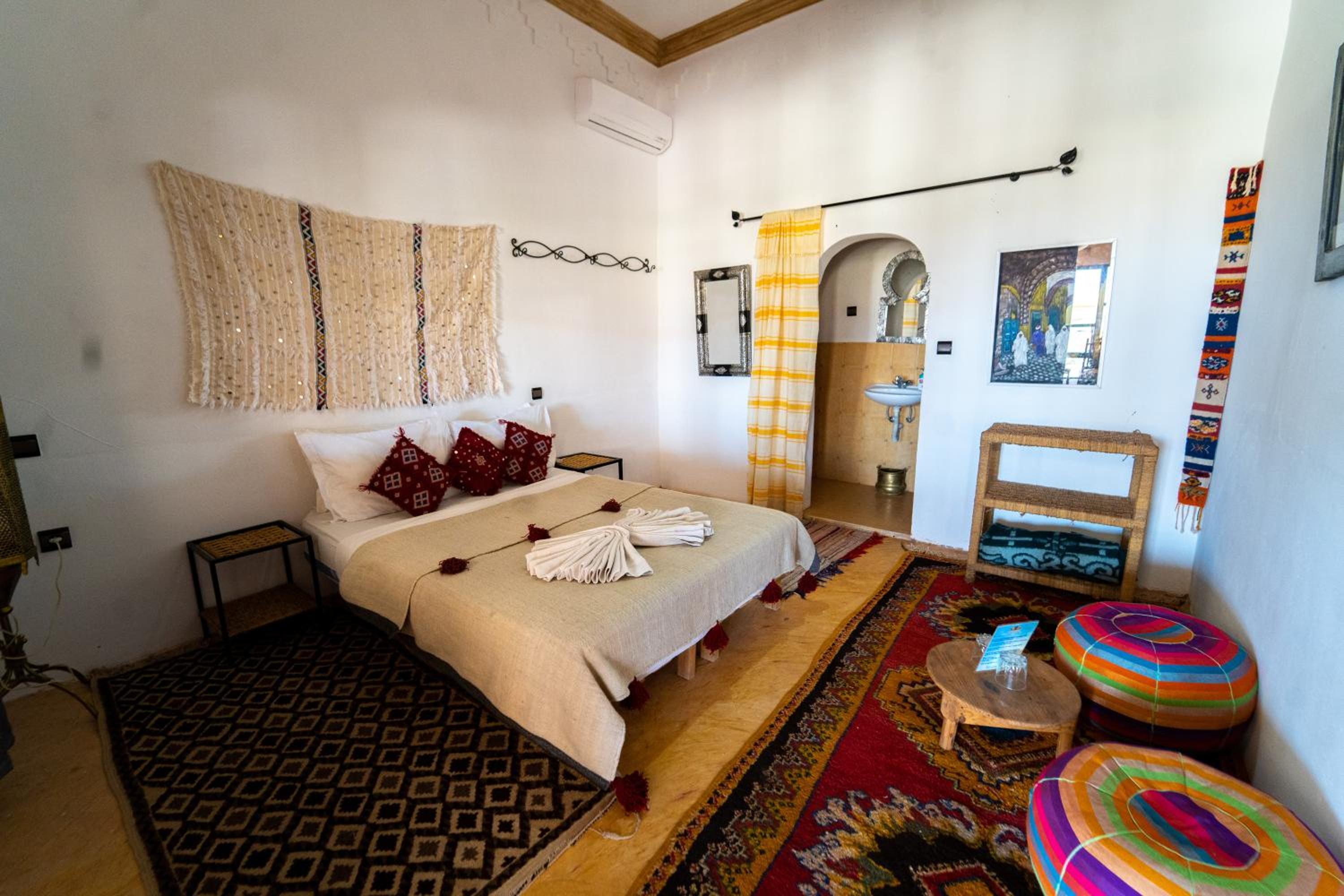 Double Room - Photo 12