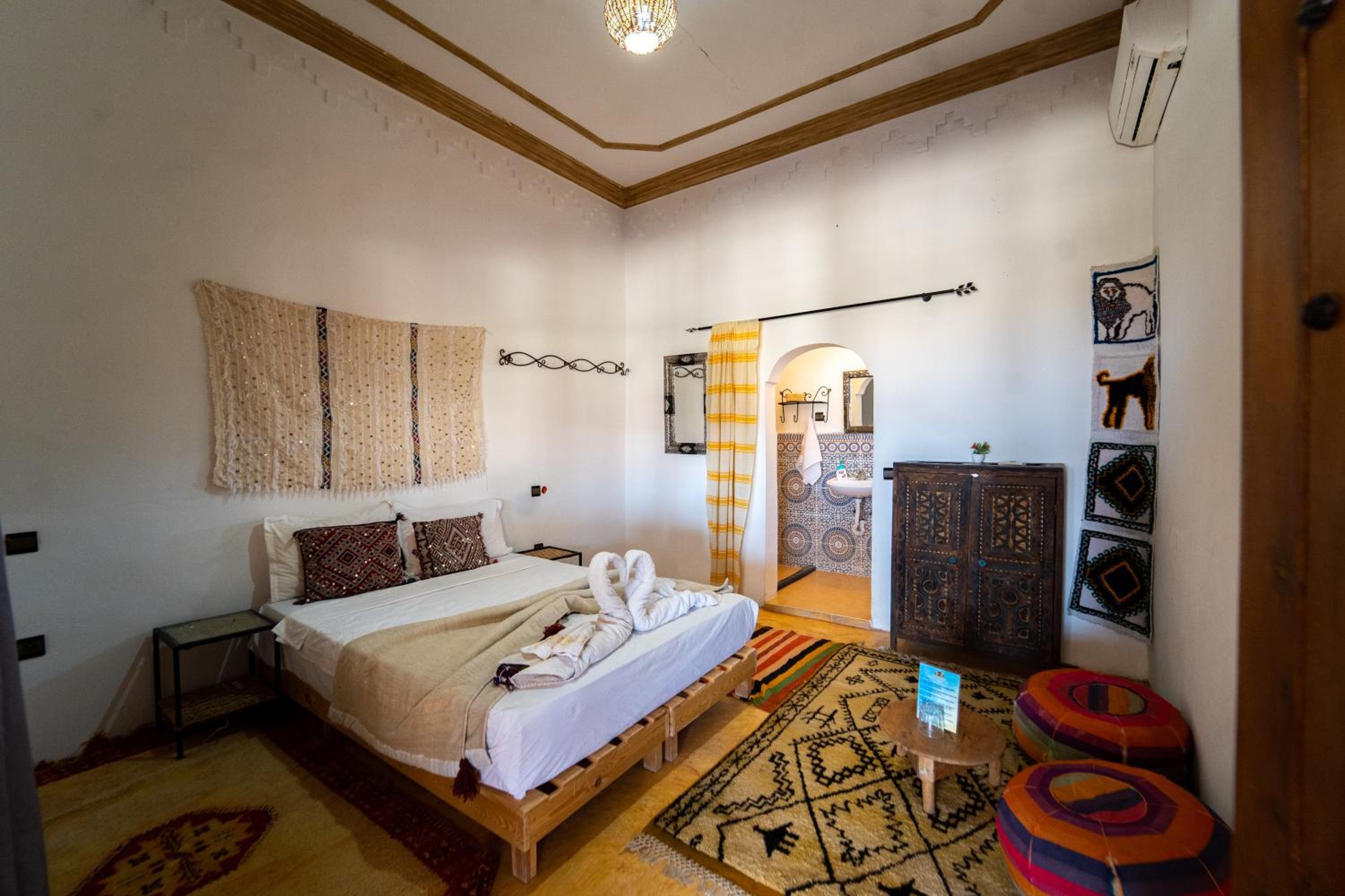 Double Room - Photo 11