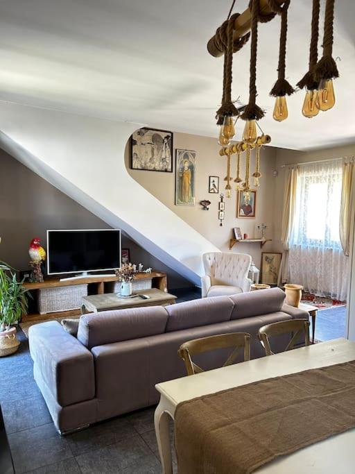 One-Bedroom House photo 1