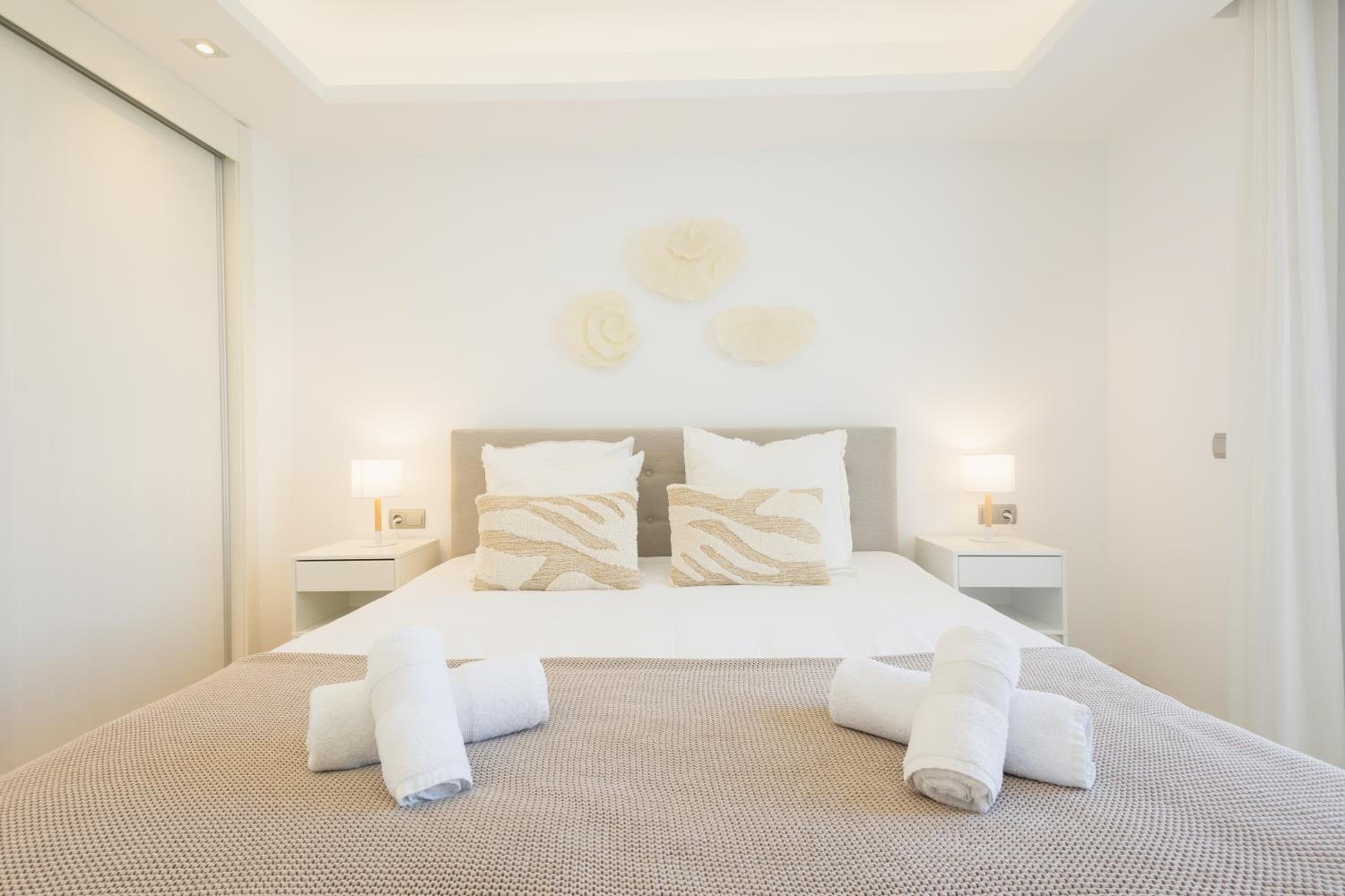 Apartamento de tres habitaciones - Piso alto