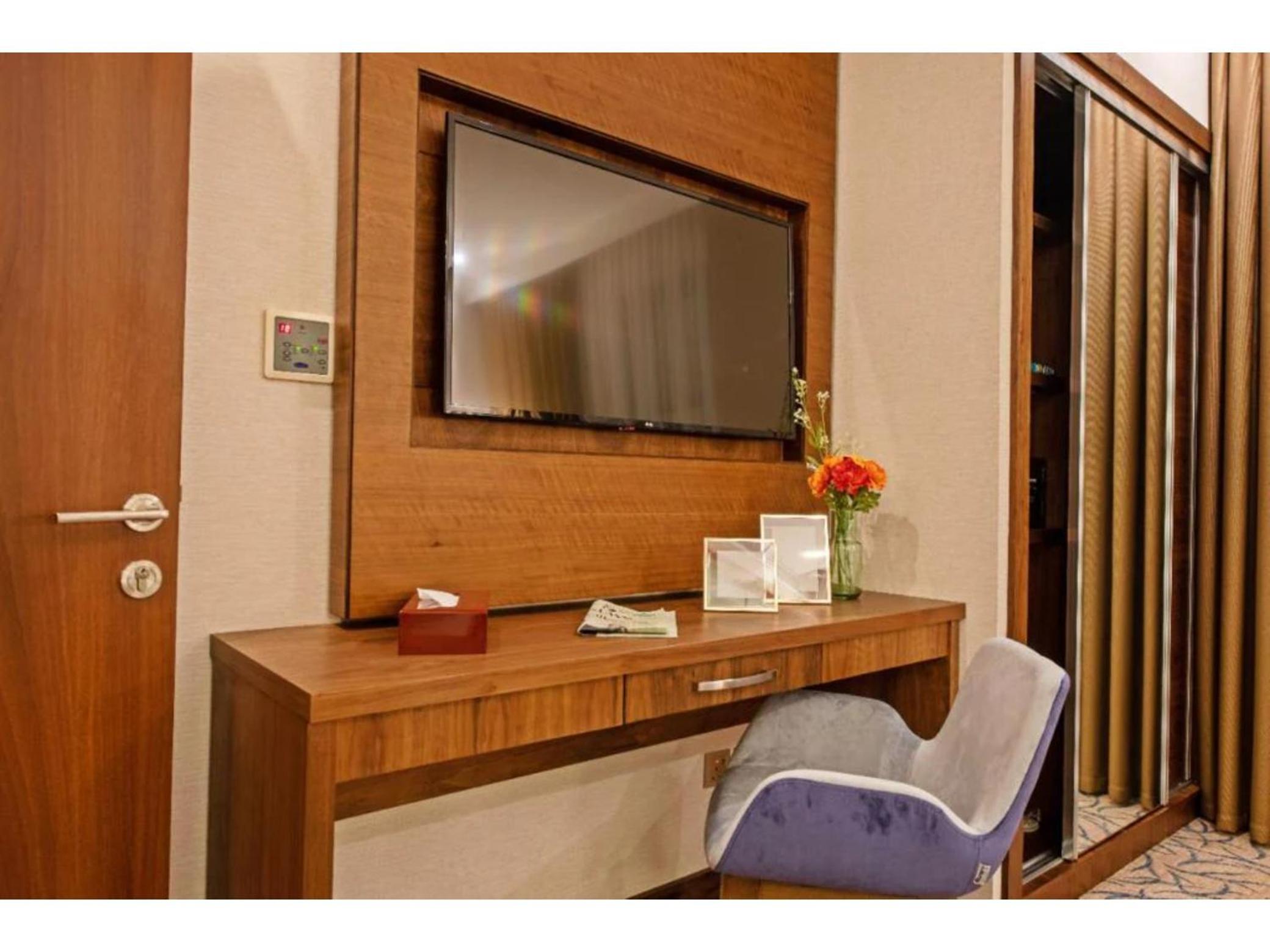 Superior Family Room