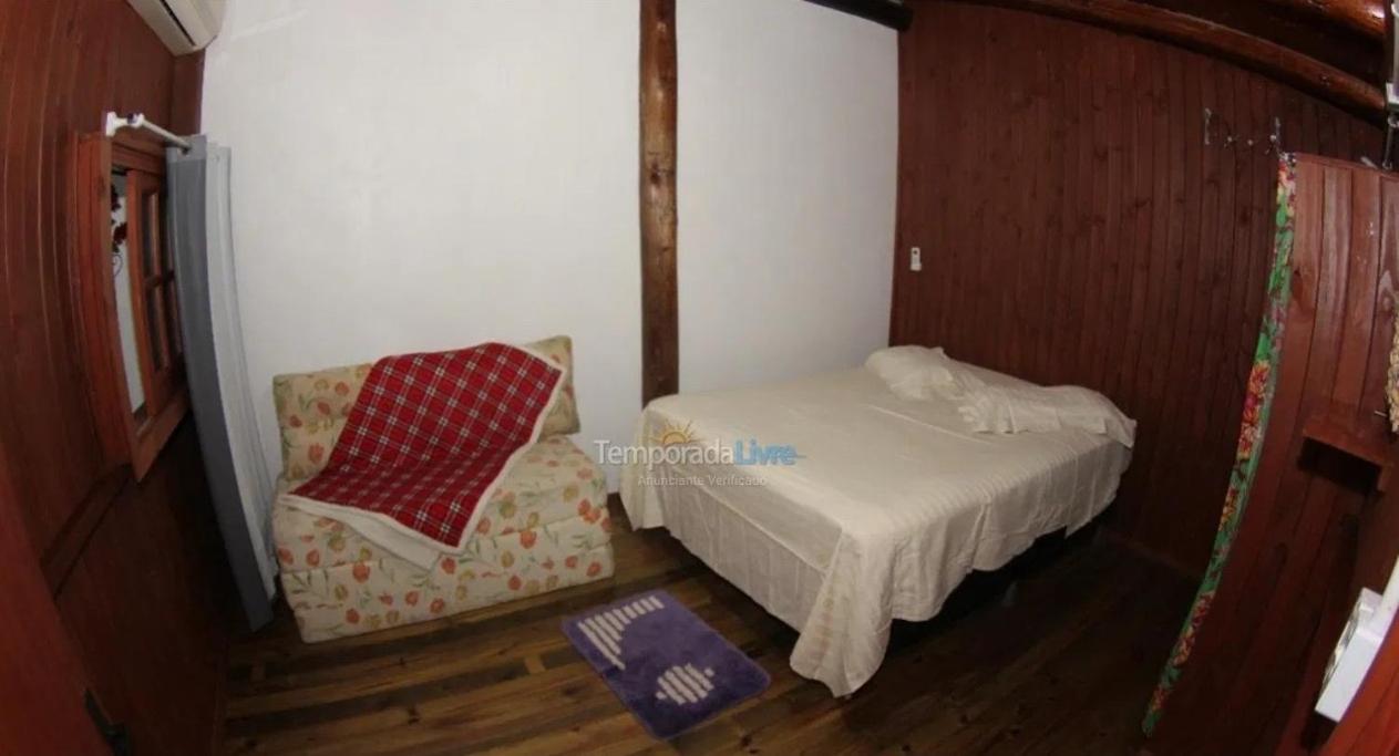 Four-Bedroom House photo 1