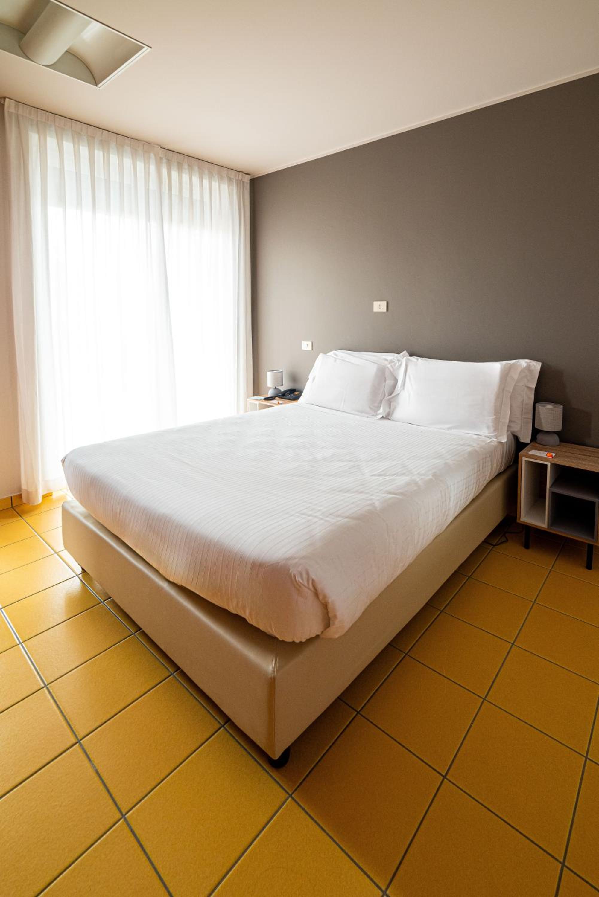 Superior Room - Photo 5