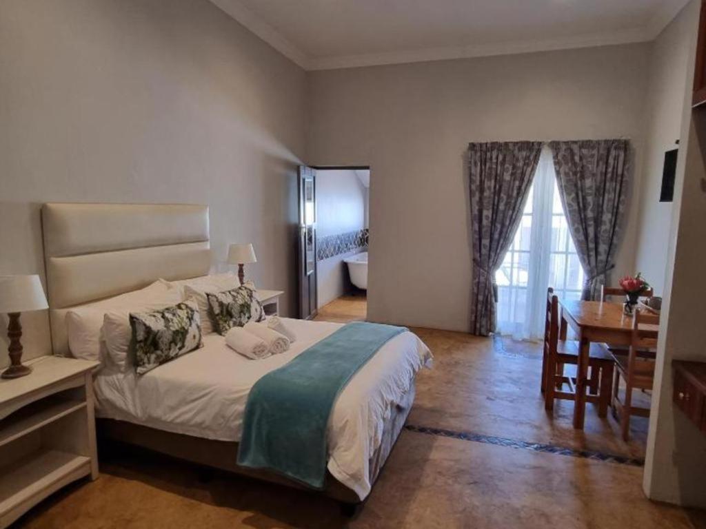 Large Double Room