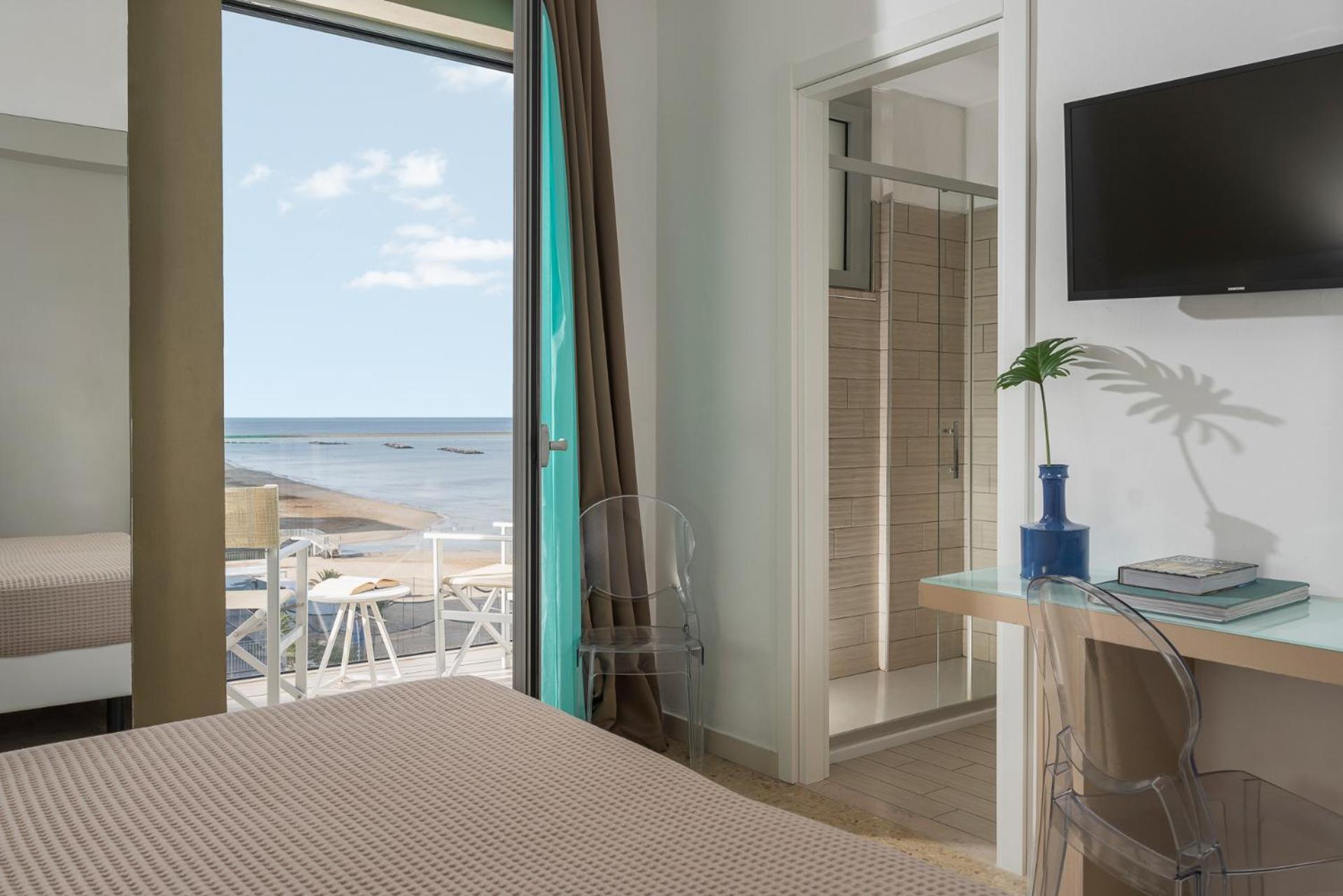Double or Twin Room with Side Sea View