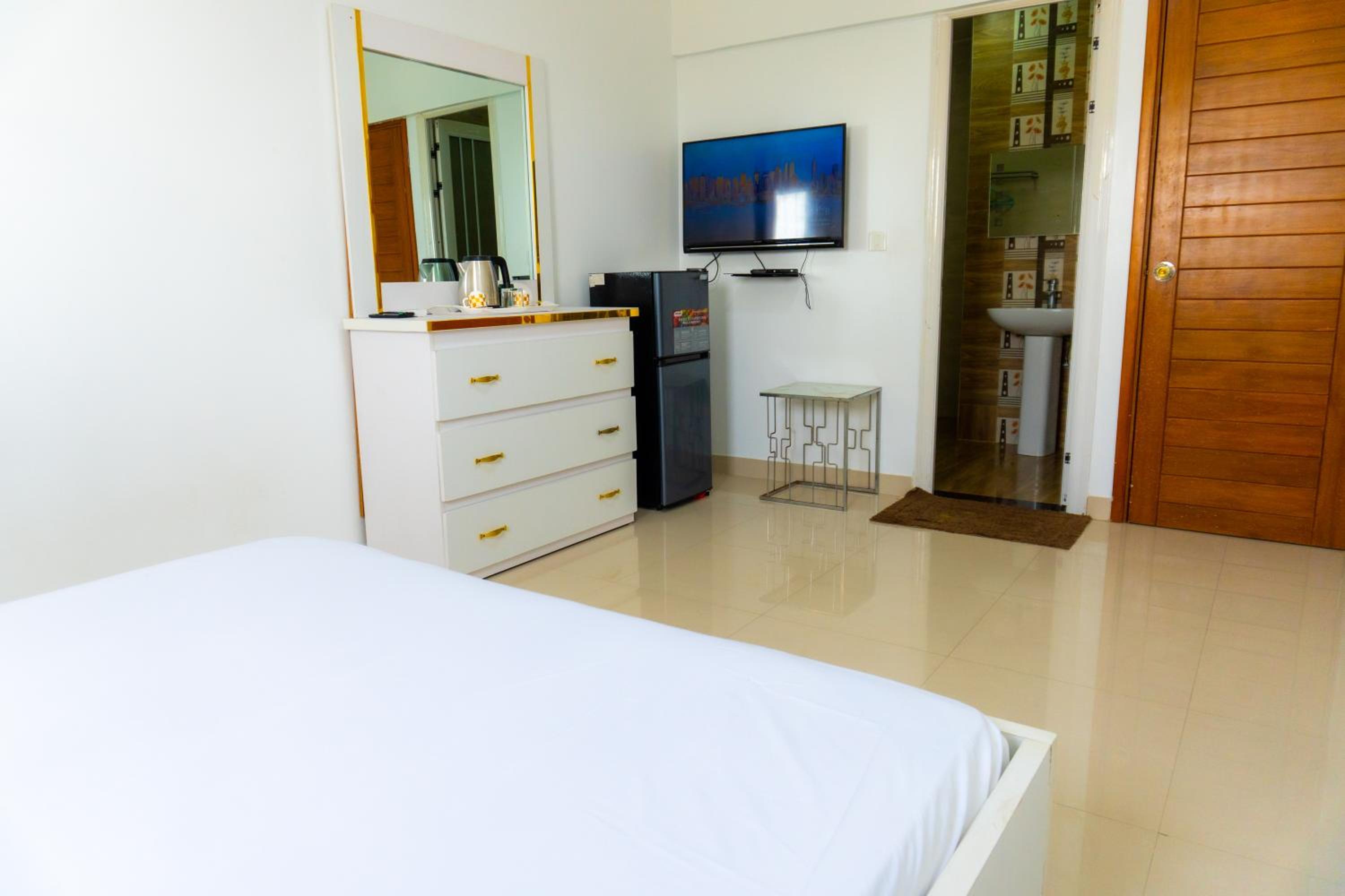 Deluxe Double Room with Shower