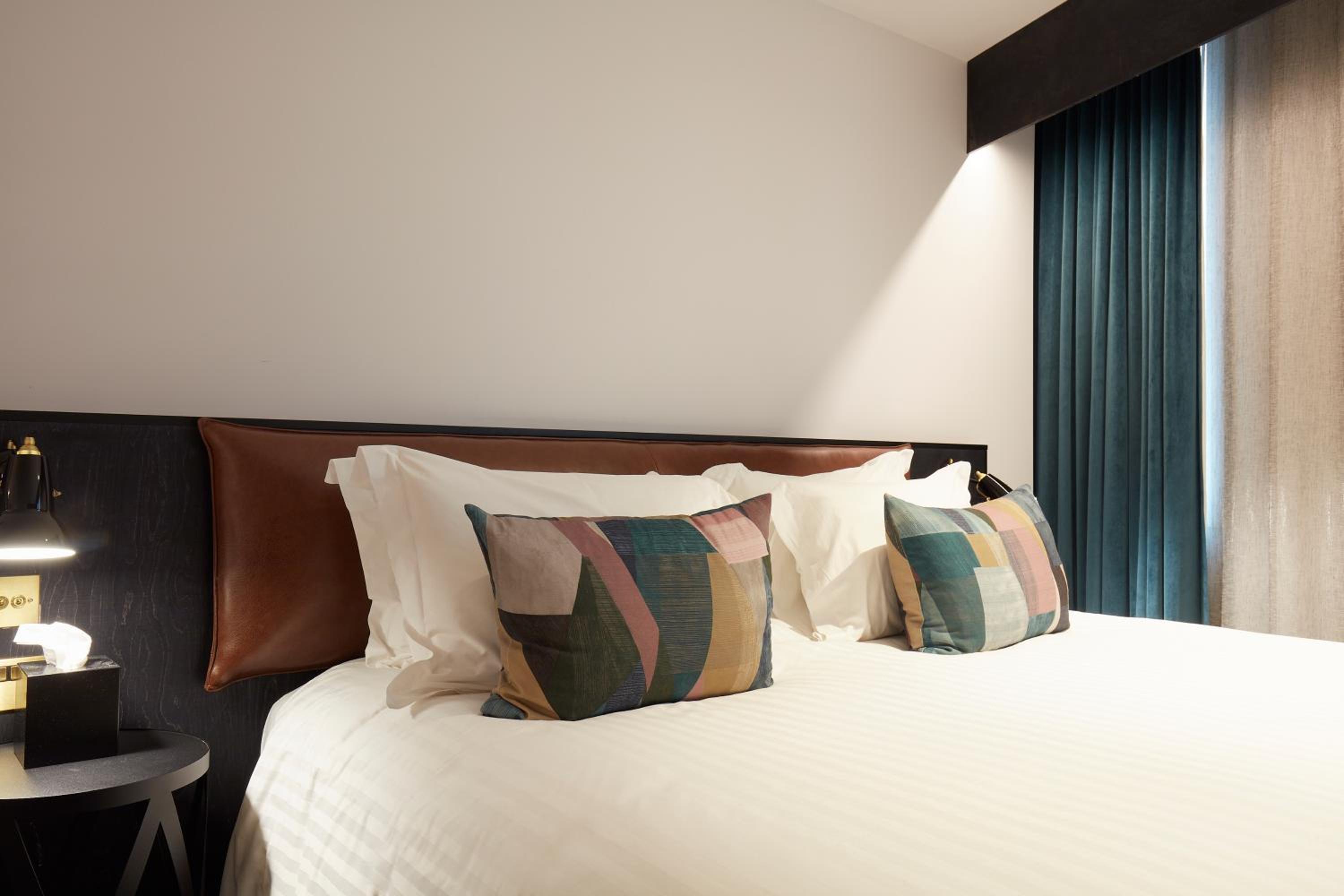 King Suite with Bath - Photo 1