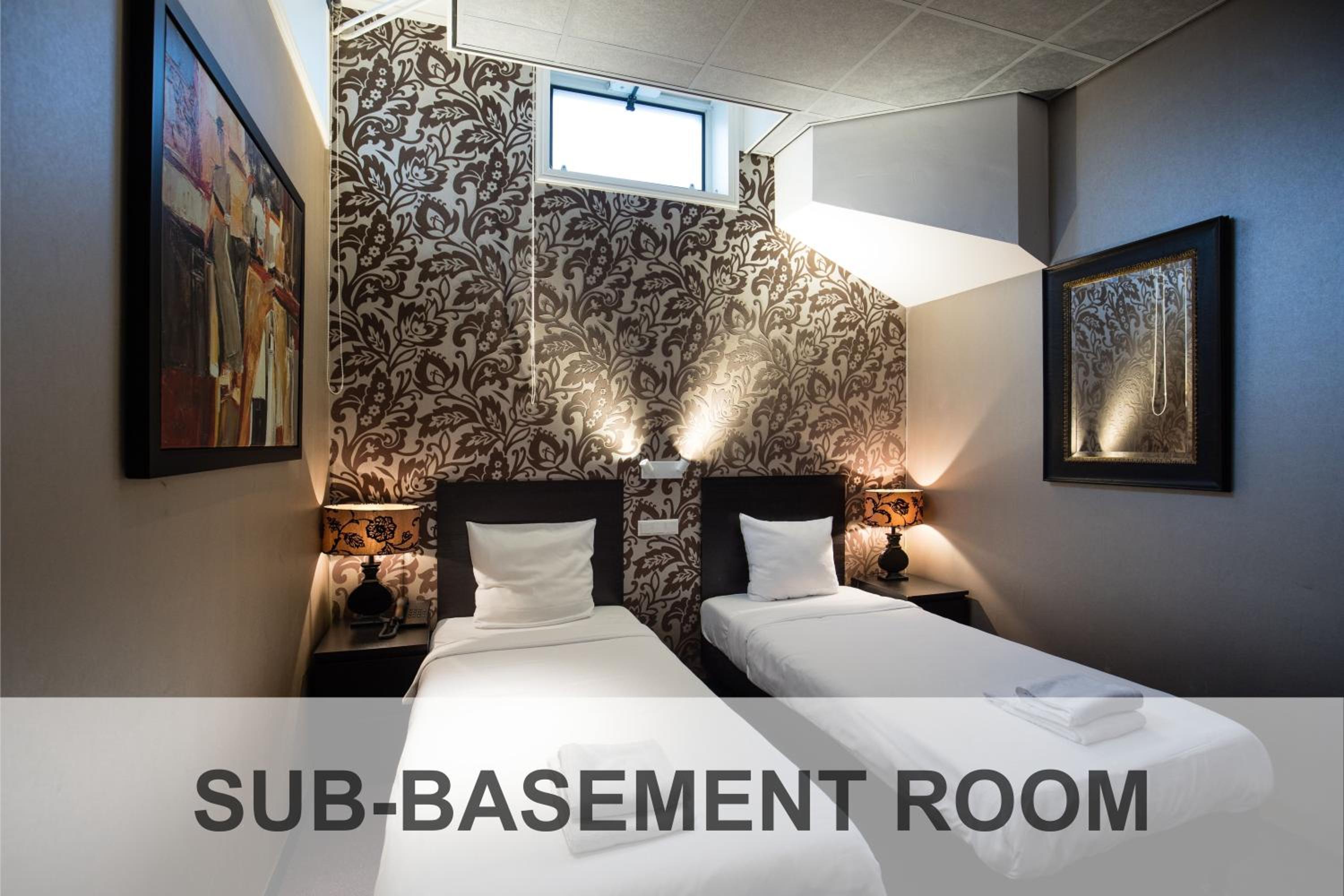 Basement Double Room photo 2