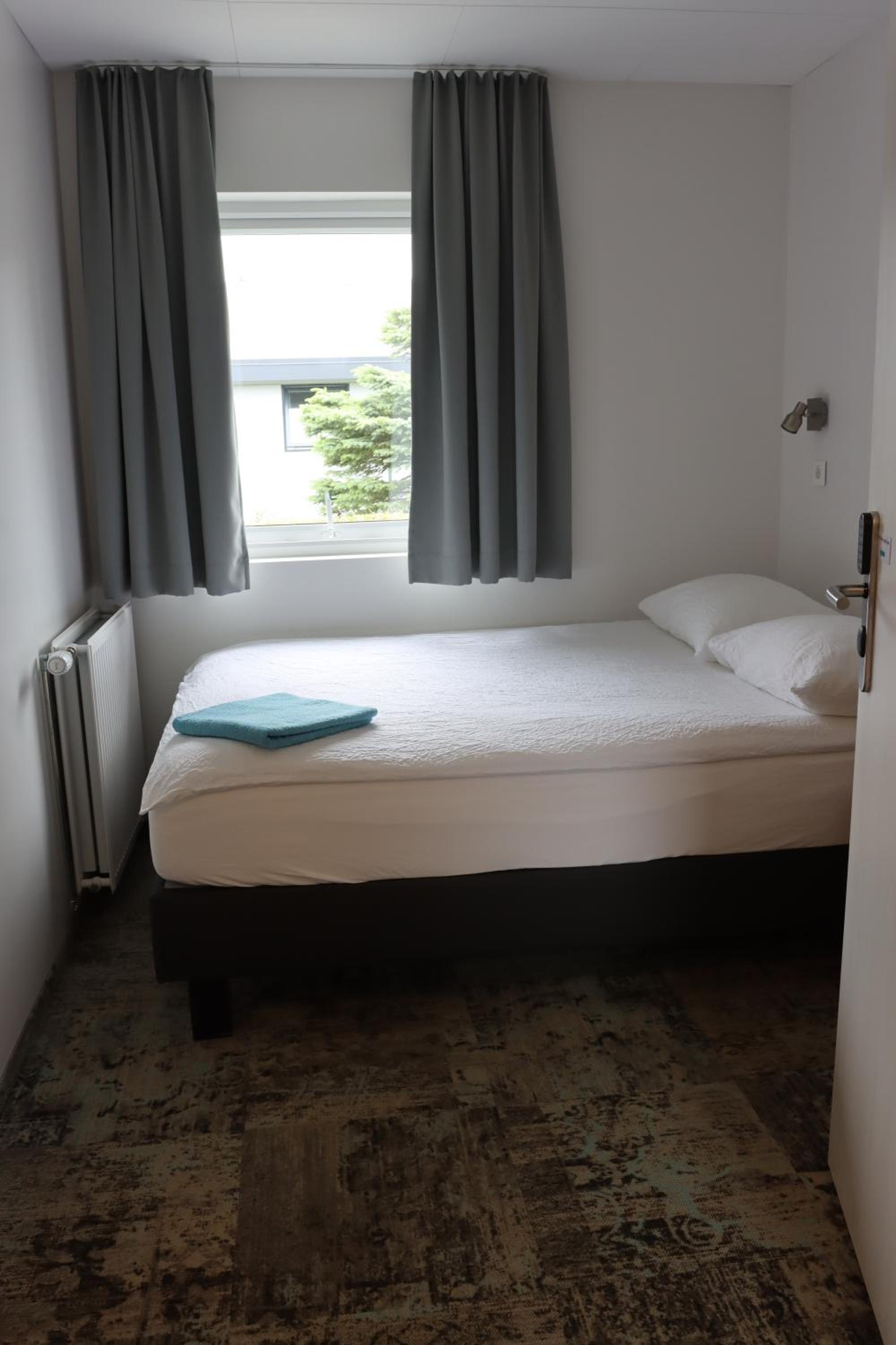 Single Room with Private Bathroom photo 1