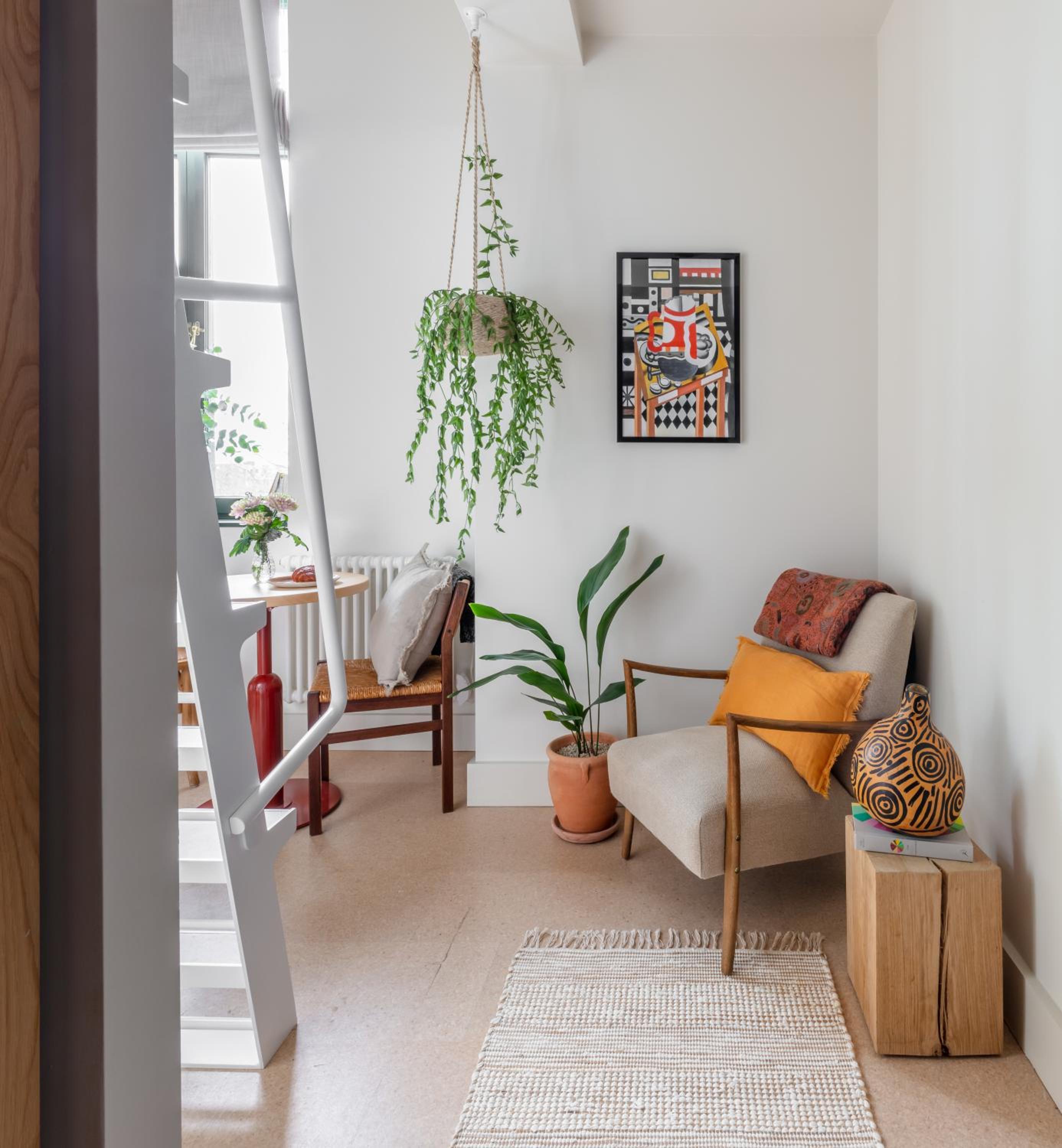 Studio - Split Level