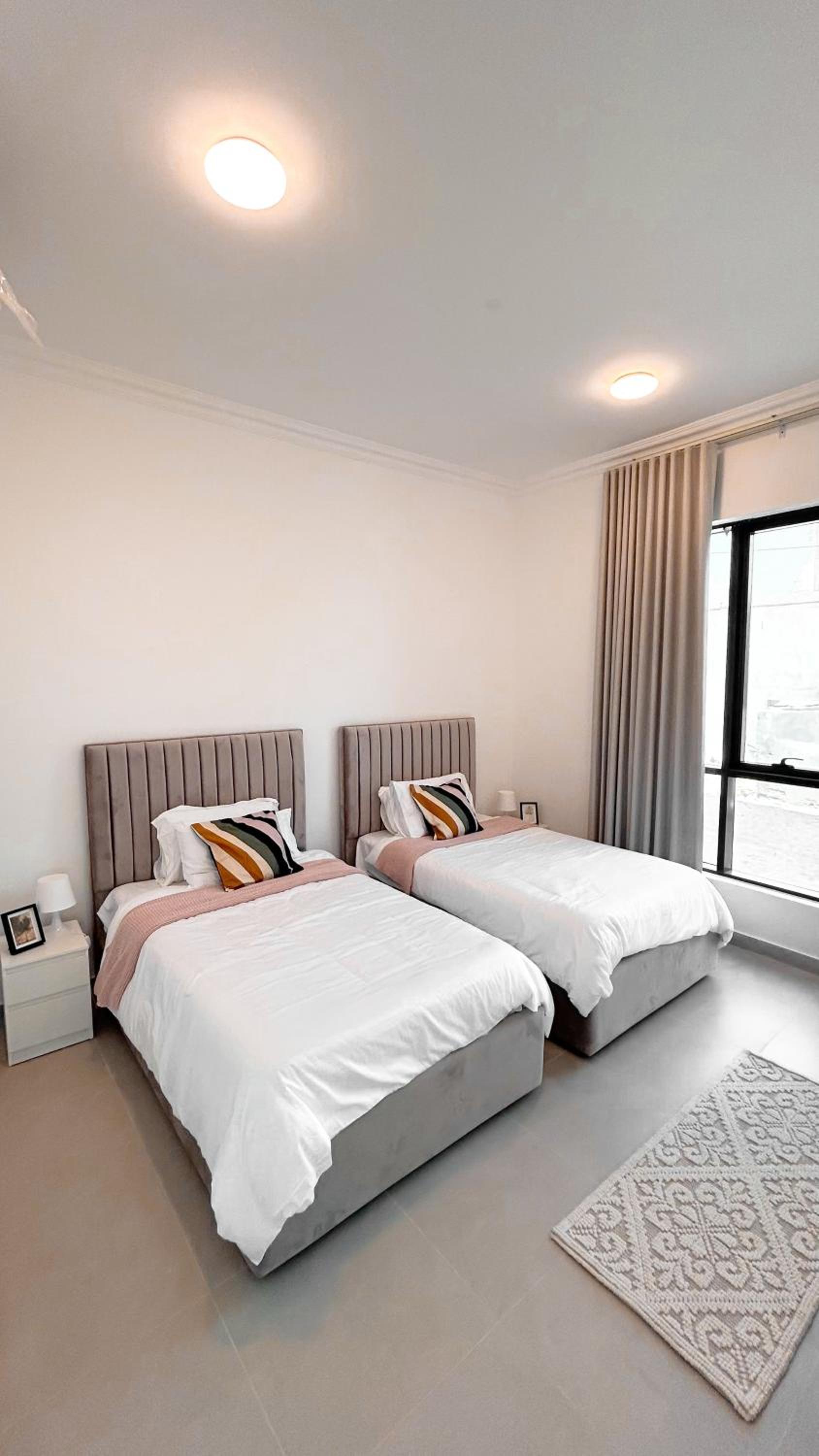 Three-Bedroom Apartment With Sea View photo 3
