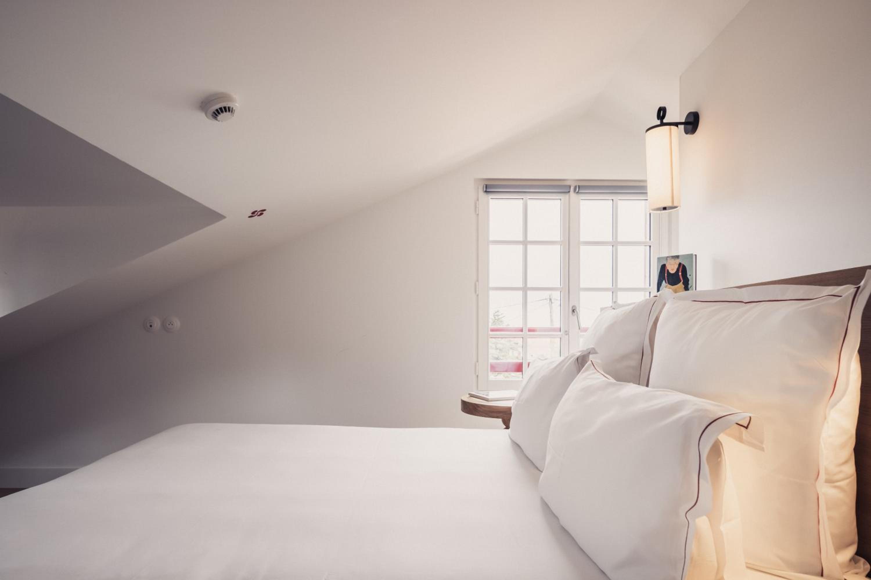 Economy Triple Room - Photo 4