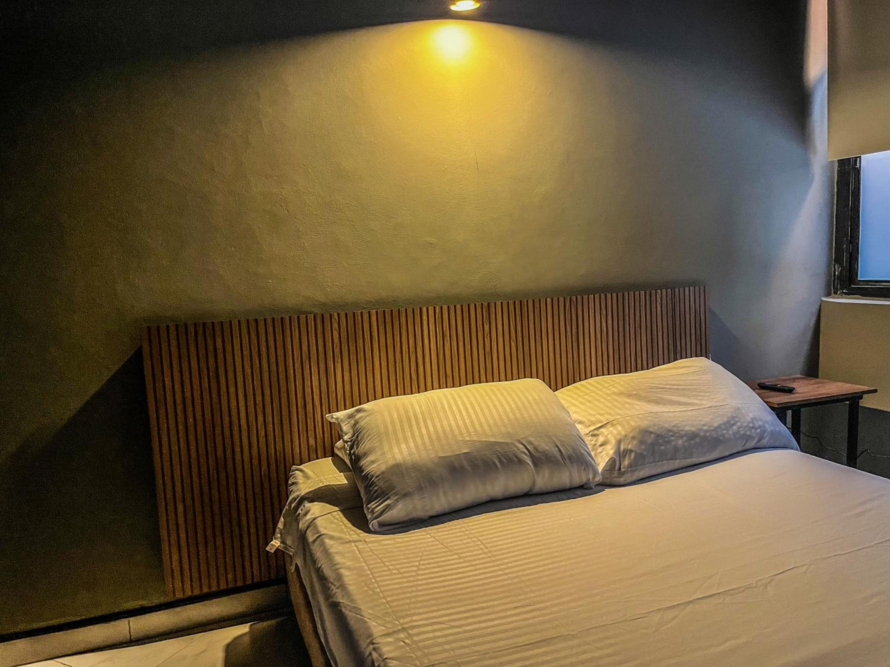 Standard Double Room with Shared Bathroom photo 2