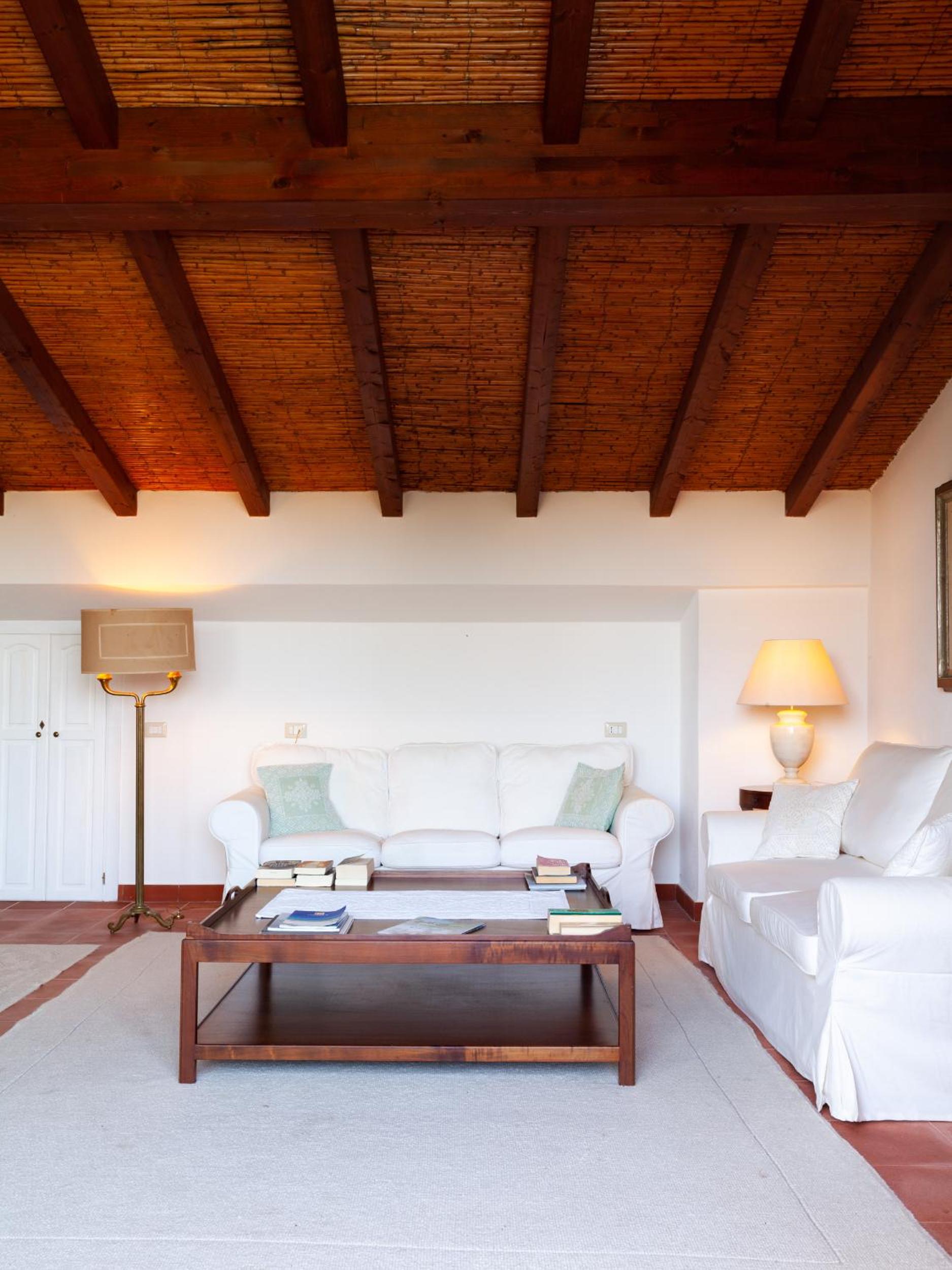 Suite - Photo 4