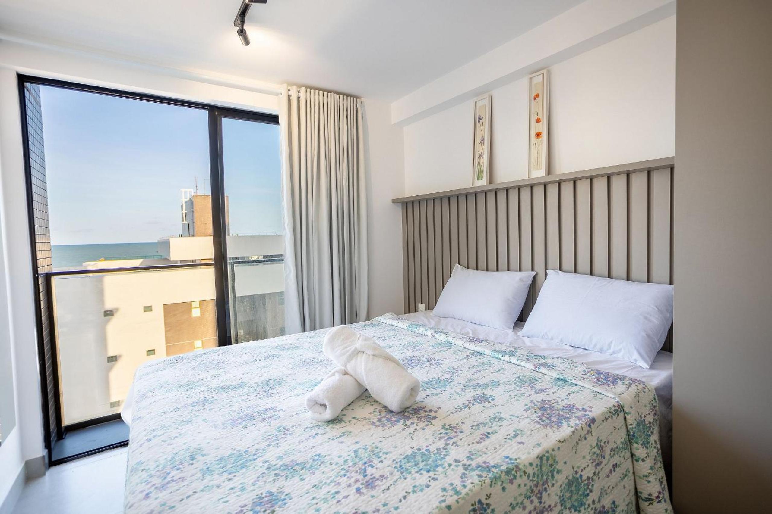 Apartment with Balcony photo 1