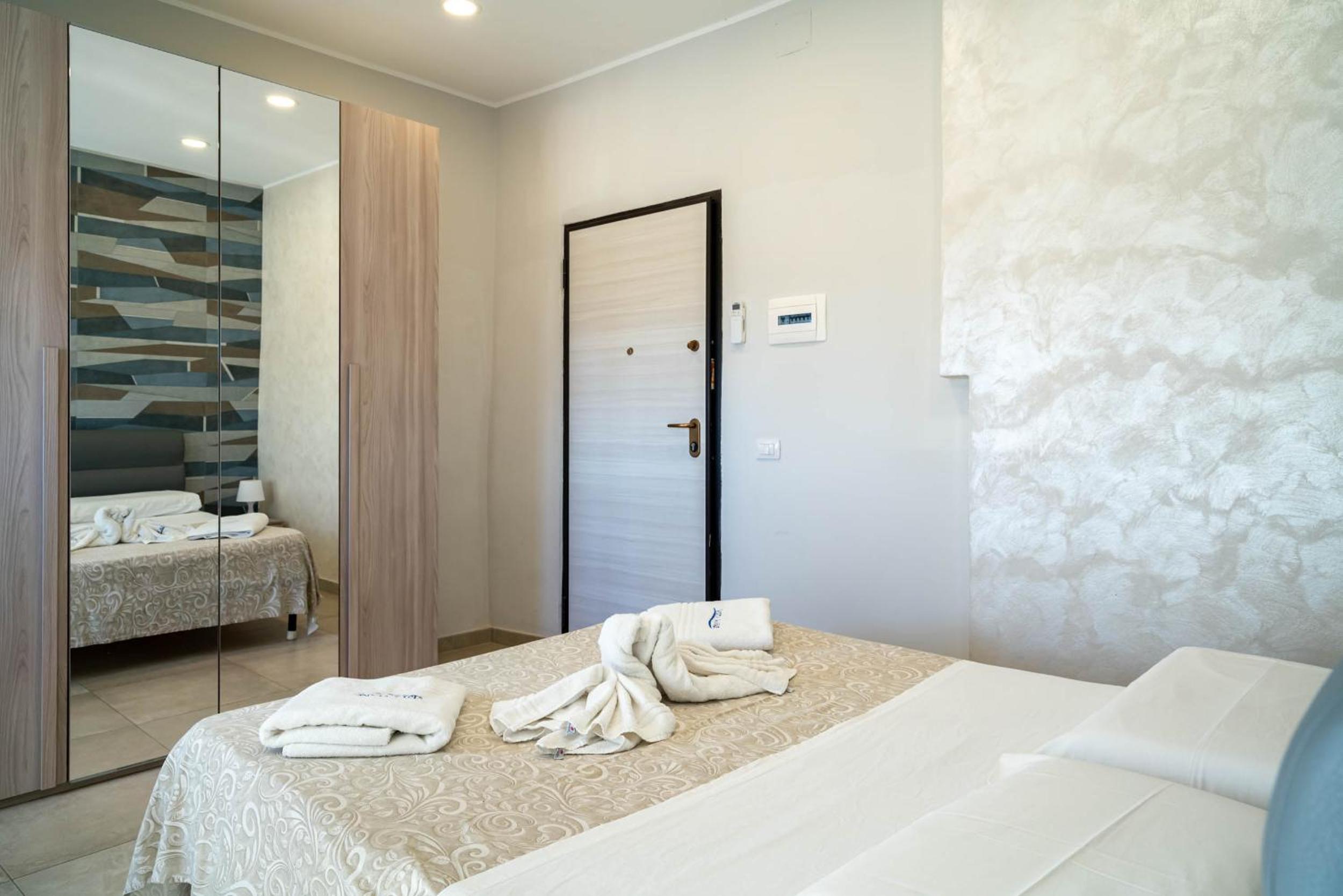 Apartment - Ground Floor photo 2