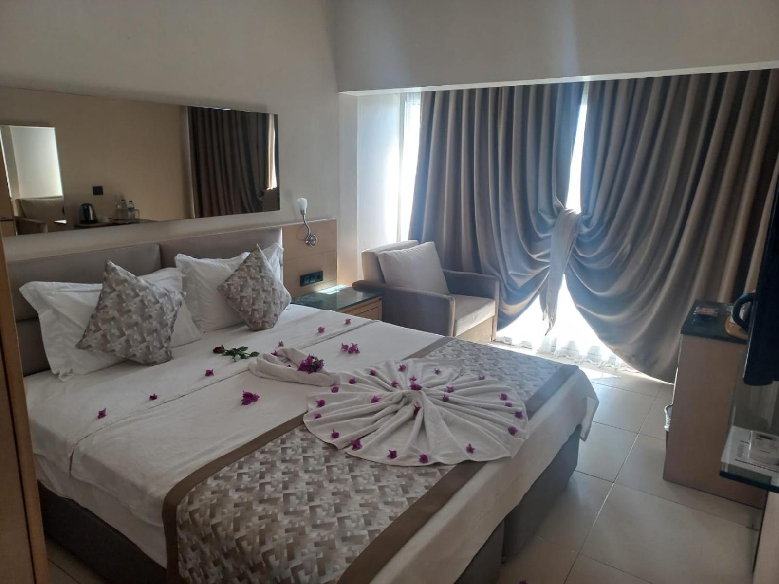 Standard Double Room photo 3