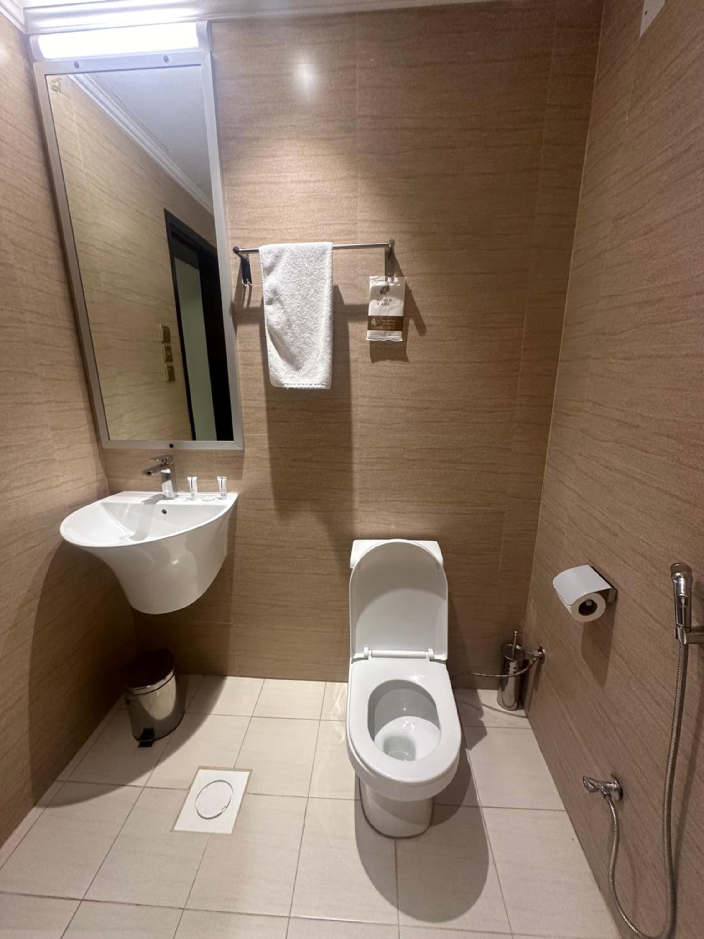 Deluxe King Room photo 1