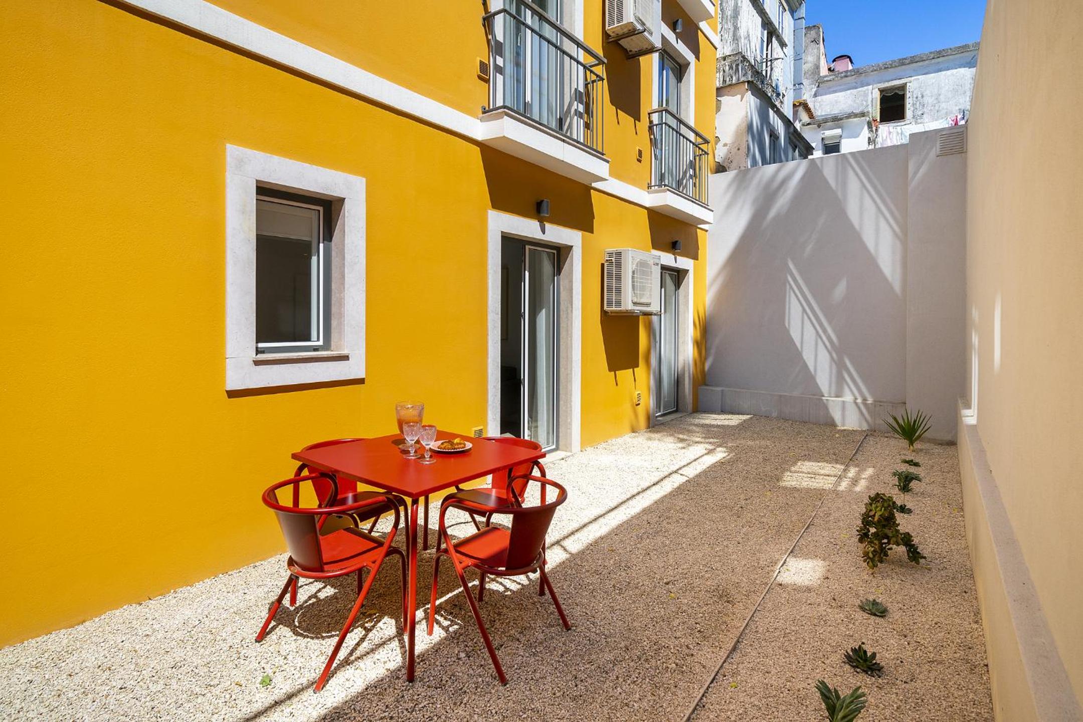Superior Two-Bedroom Apartment with Terrace photo 3