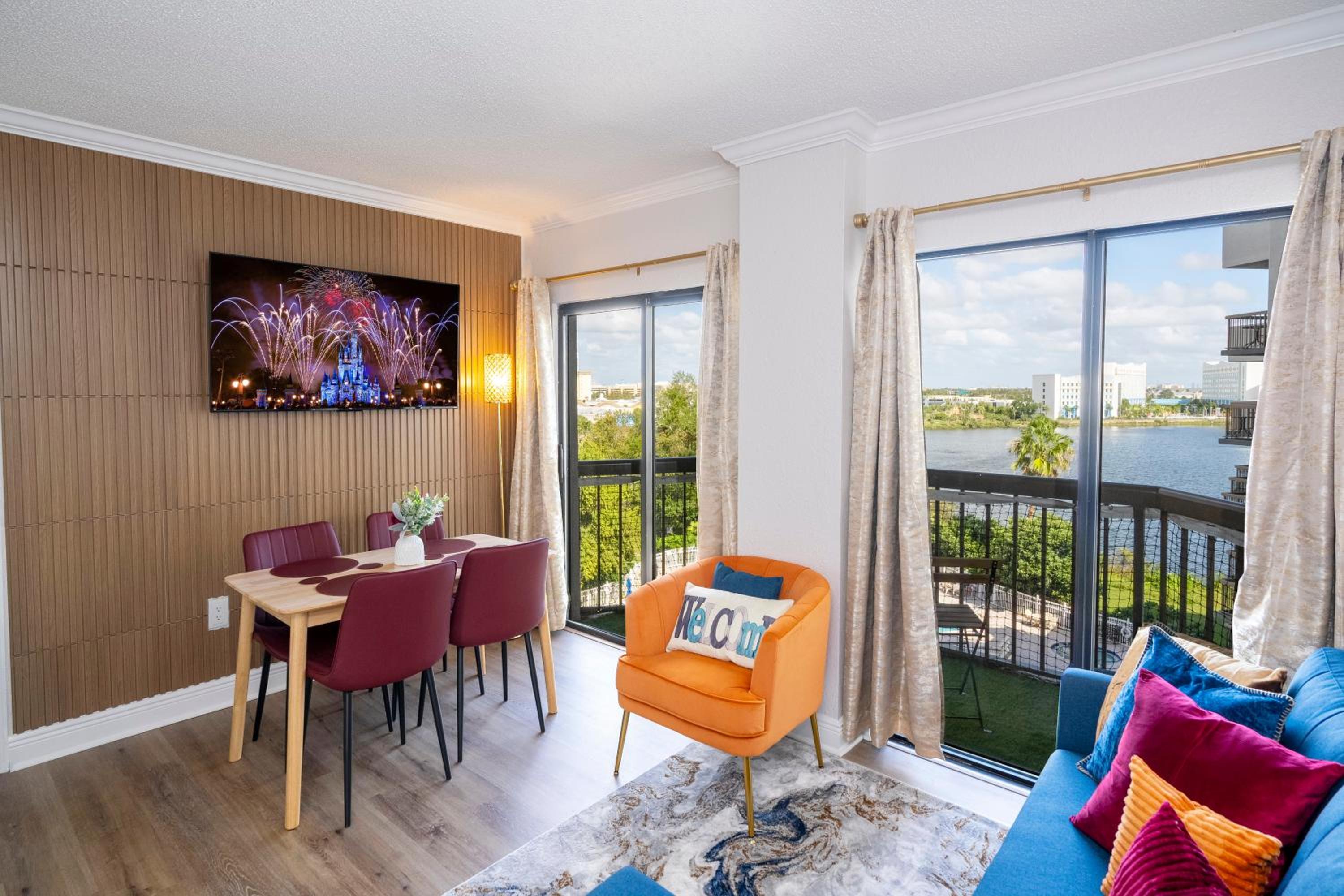 Two-Bedroom Apartment with Lake View