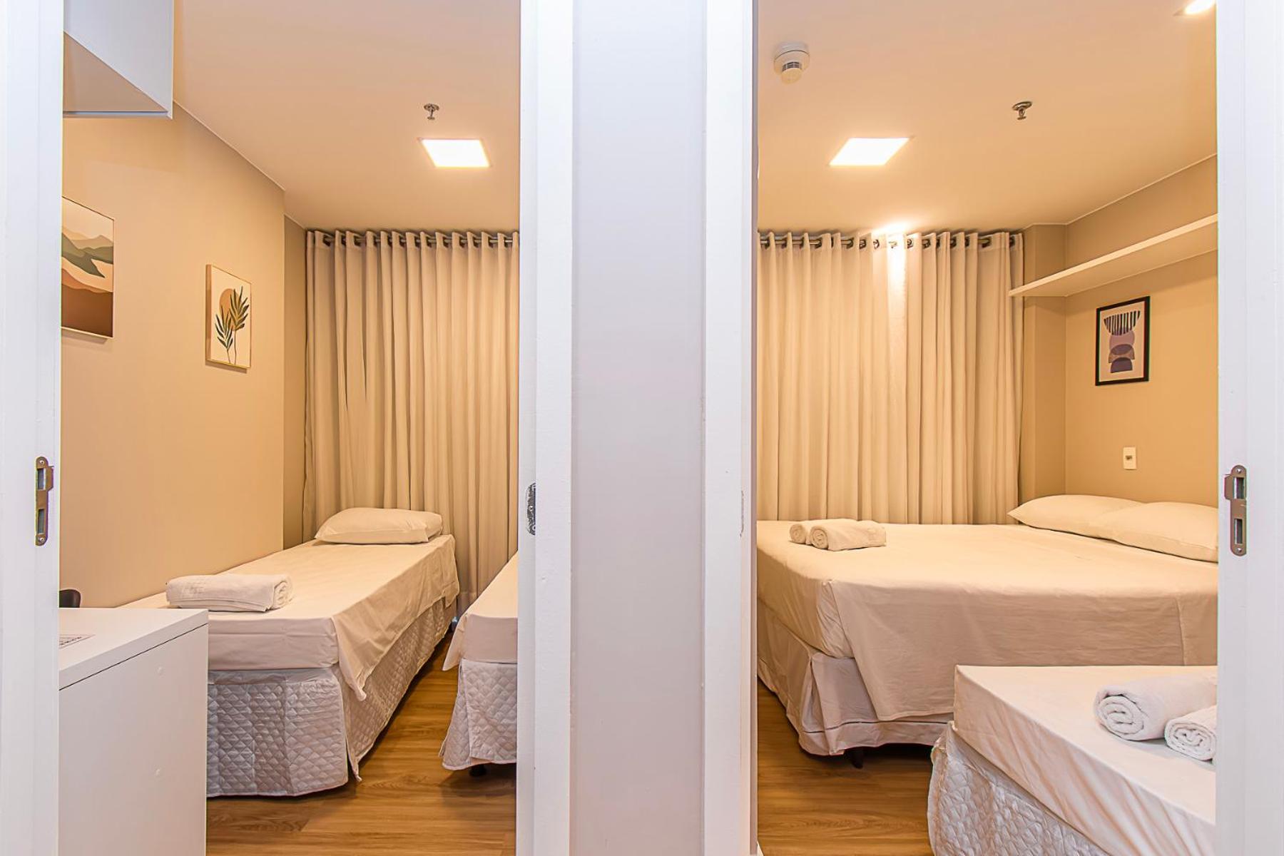 Two-Bedroom Deluxe Apartment with Balcony - Photo 4