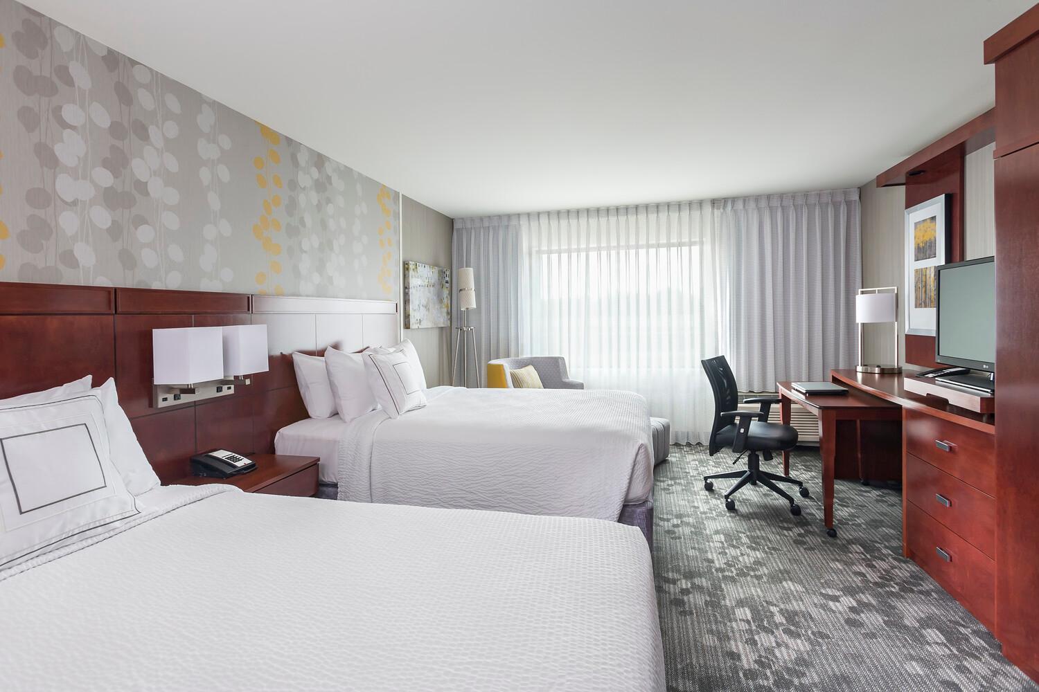 Queen Suite with Sofa Bed