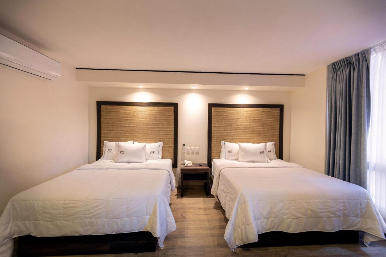 Deluxe Double Room - Photo 19
