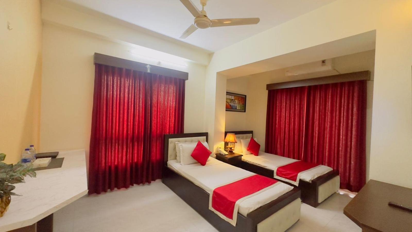 Deluxe Twin Room - Photo 7