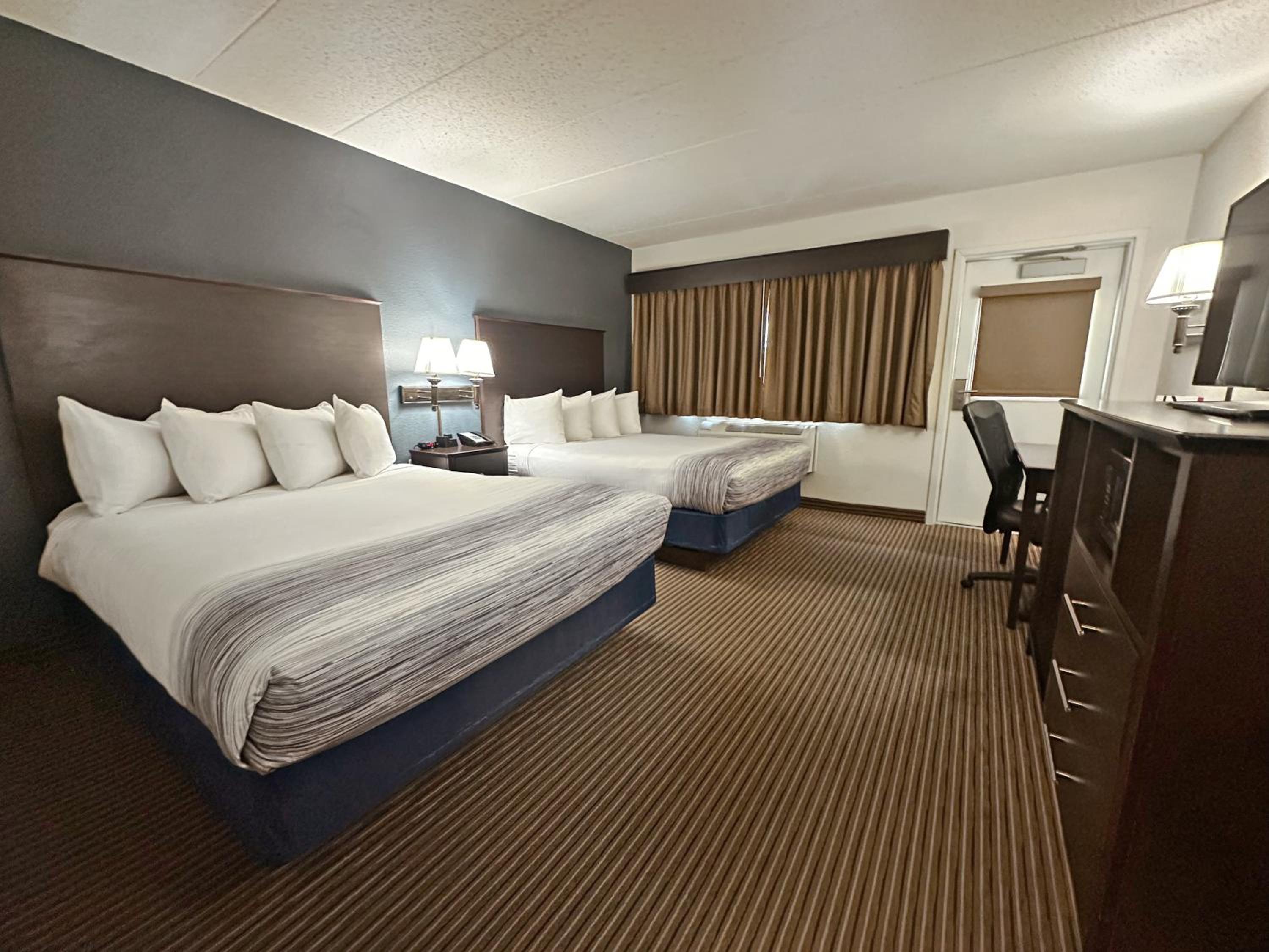 Superior Queen Room with Two Queen Beds - Non-Smoking