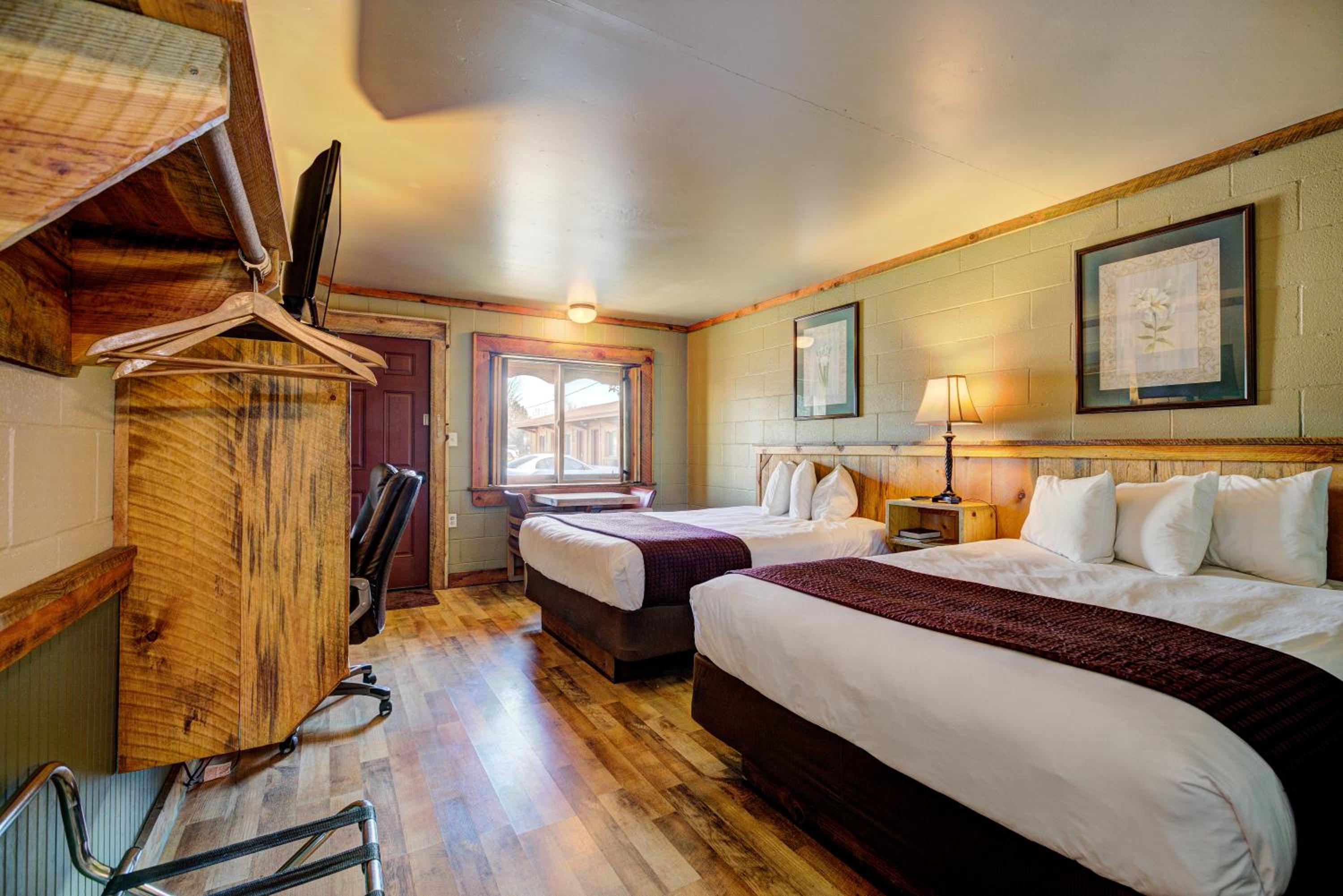 Deluxe Queen Room photo 3