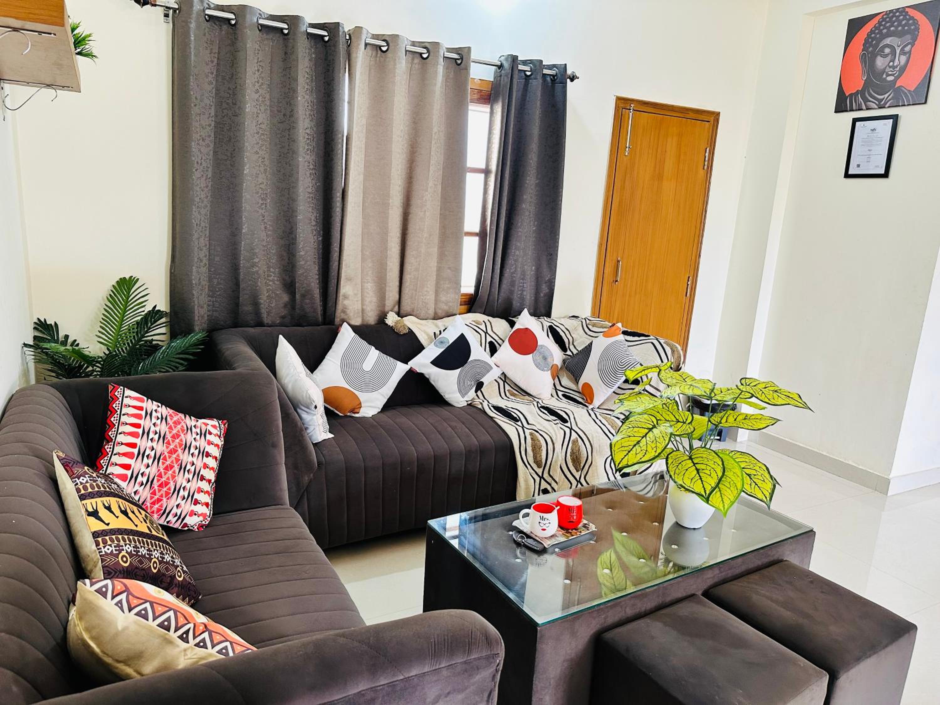Two-Bedroom Apartment with Balcony photo 1