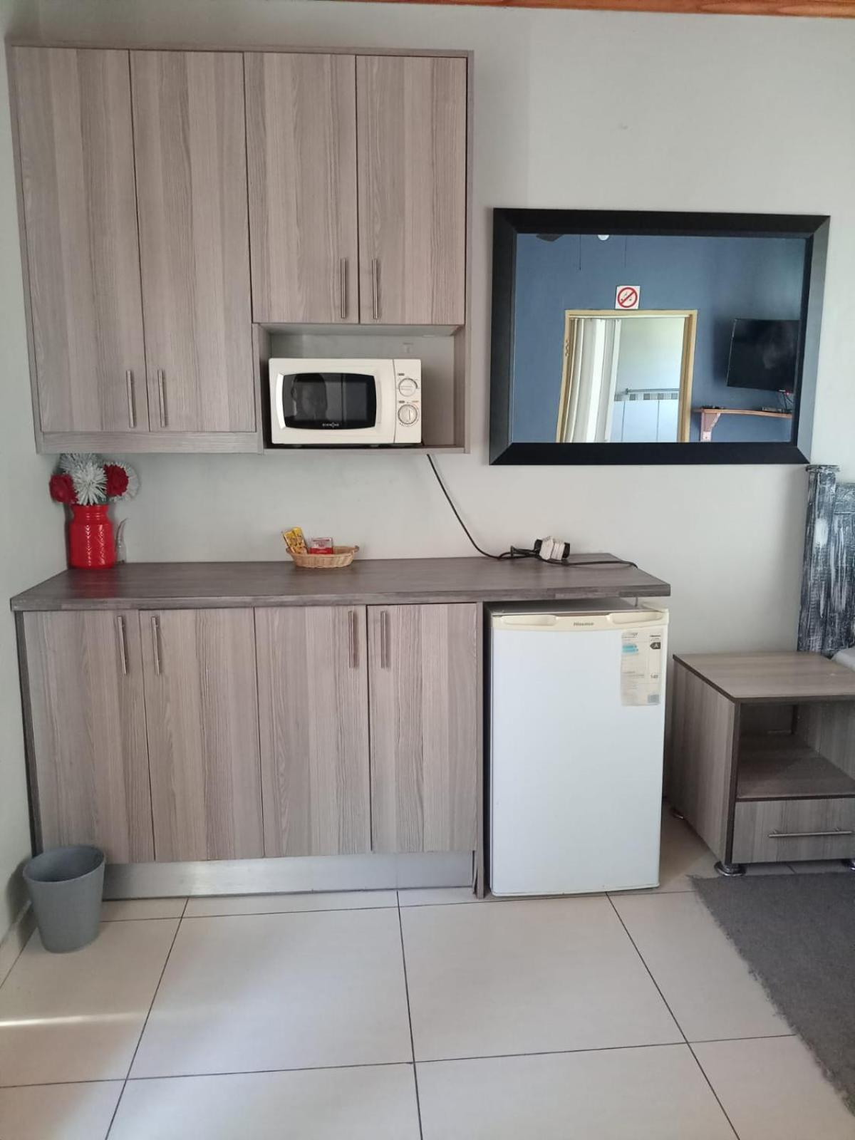 Double Room with Private Bathroom photo 3