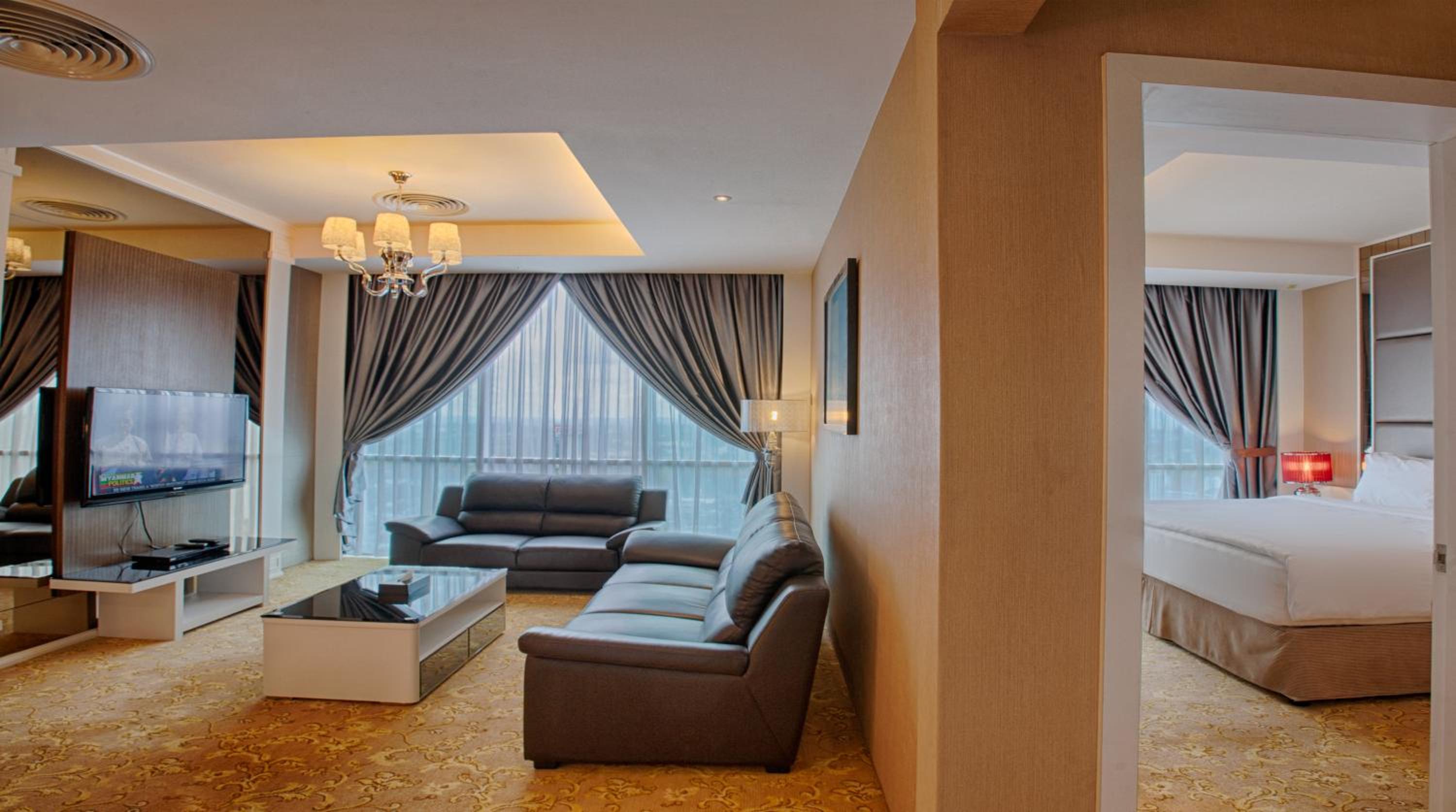 Camellia Suite