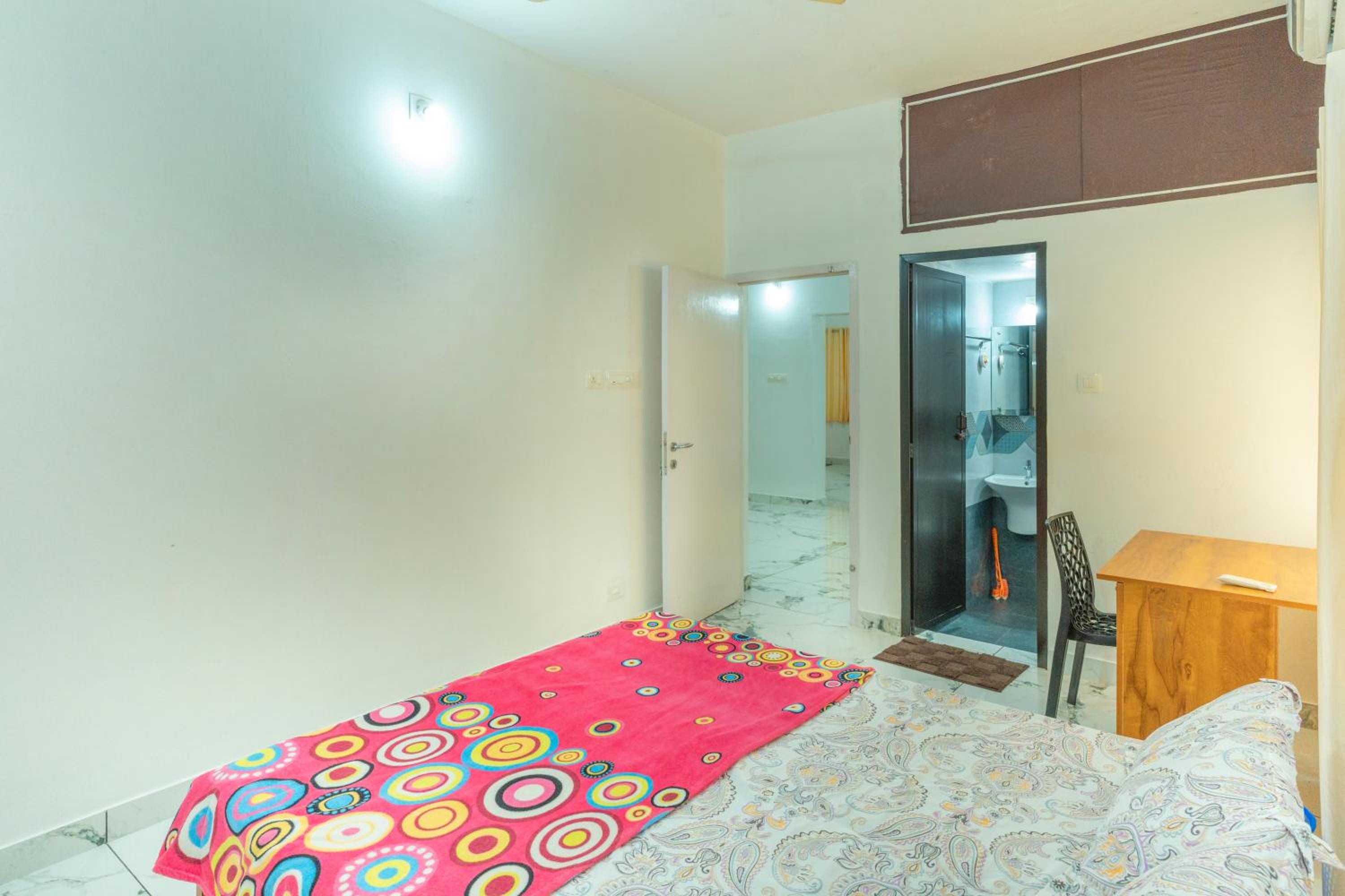 Deluxe Double or Twin Room - Photo 19