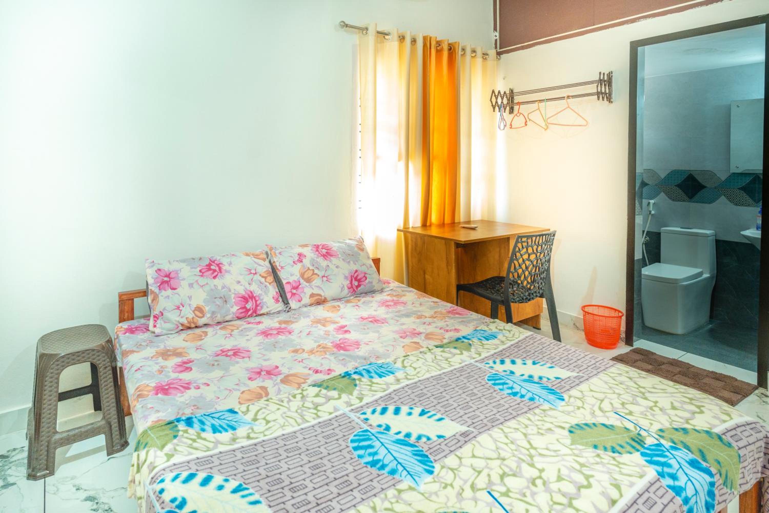 Deluxe Double or Twin Room - Photo 17