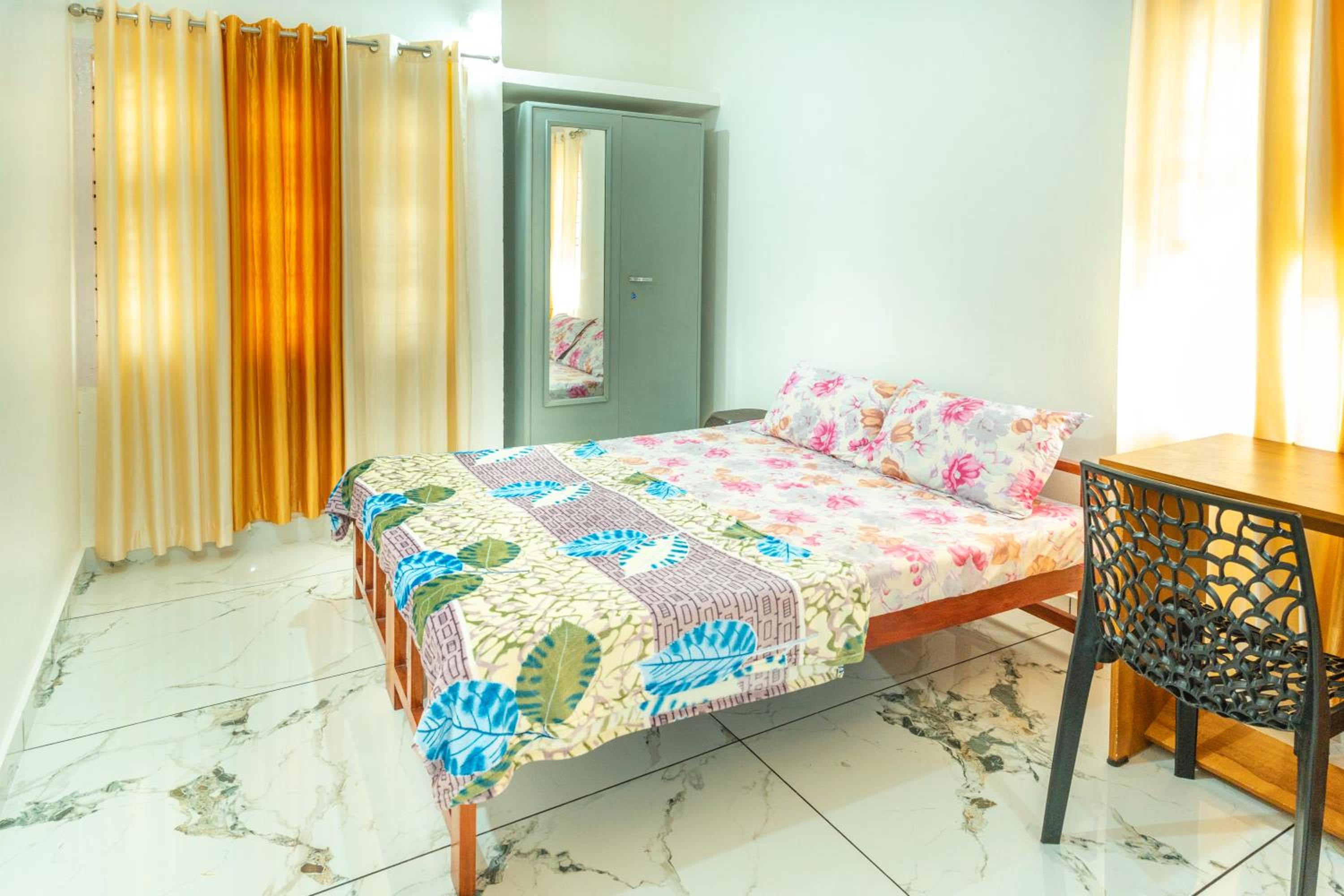 Deluxe Double or Twin Room - Photo 8