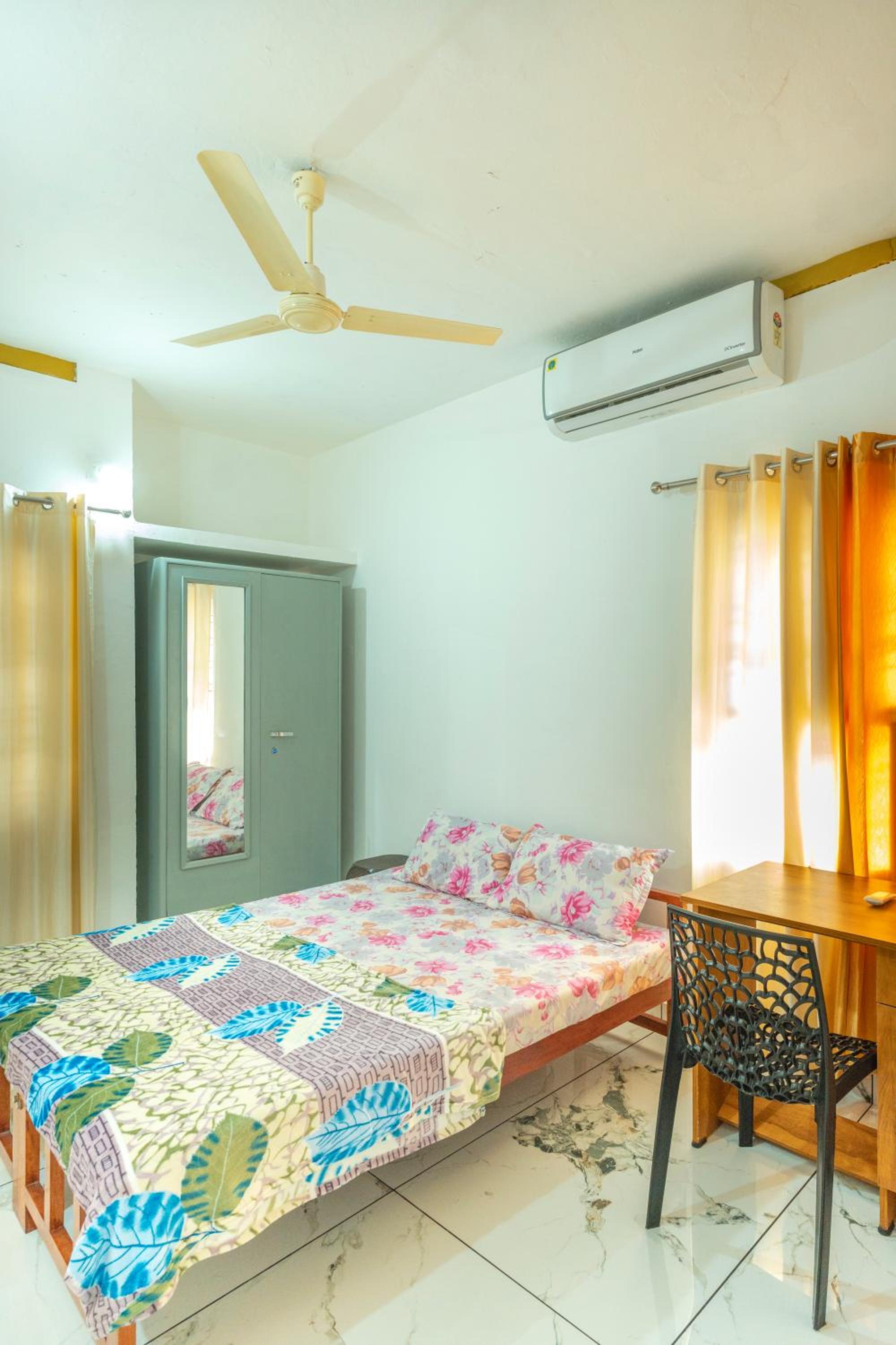 Deluxe Double or Twin Room - Photo 7