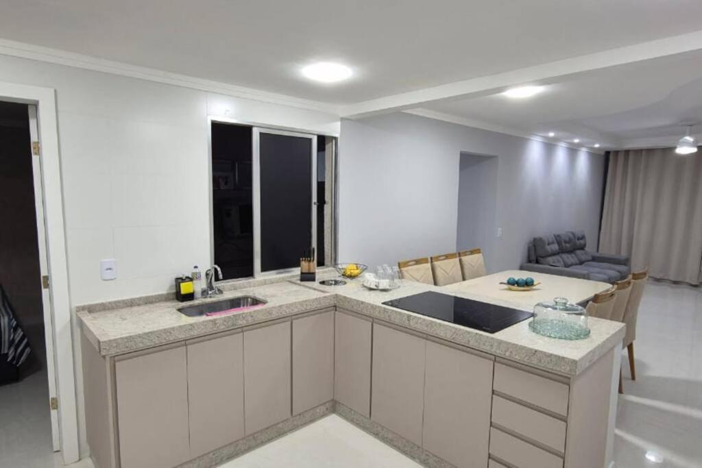 Three-Bedroom Apartment photo 2