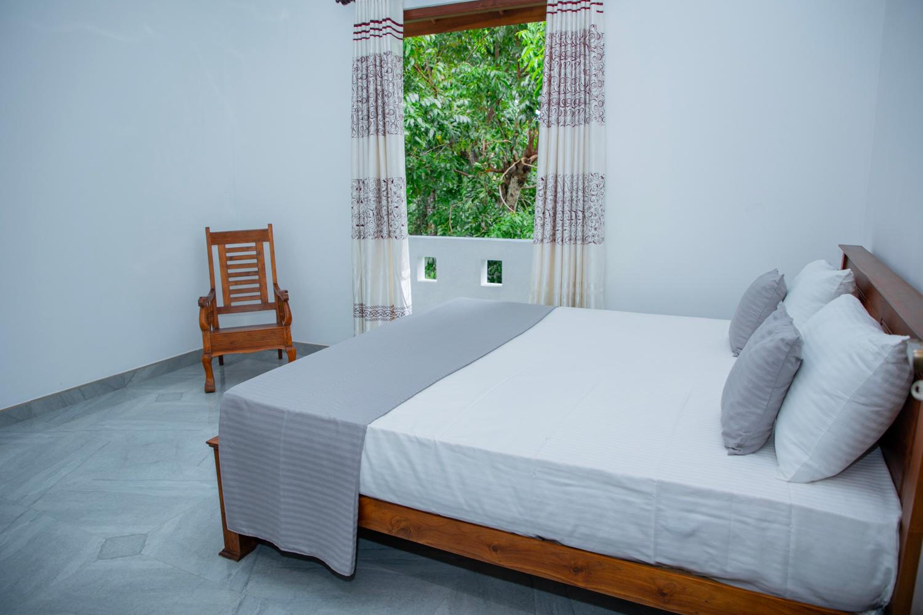 Double Room With Private Bathroom photo 1