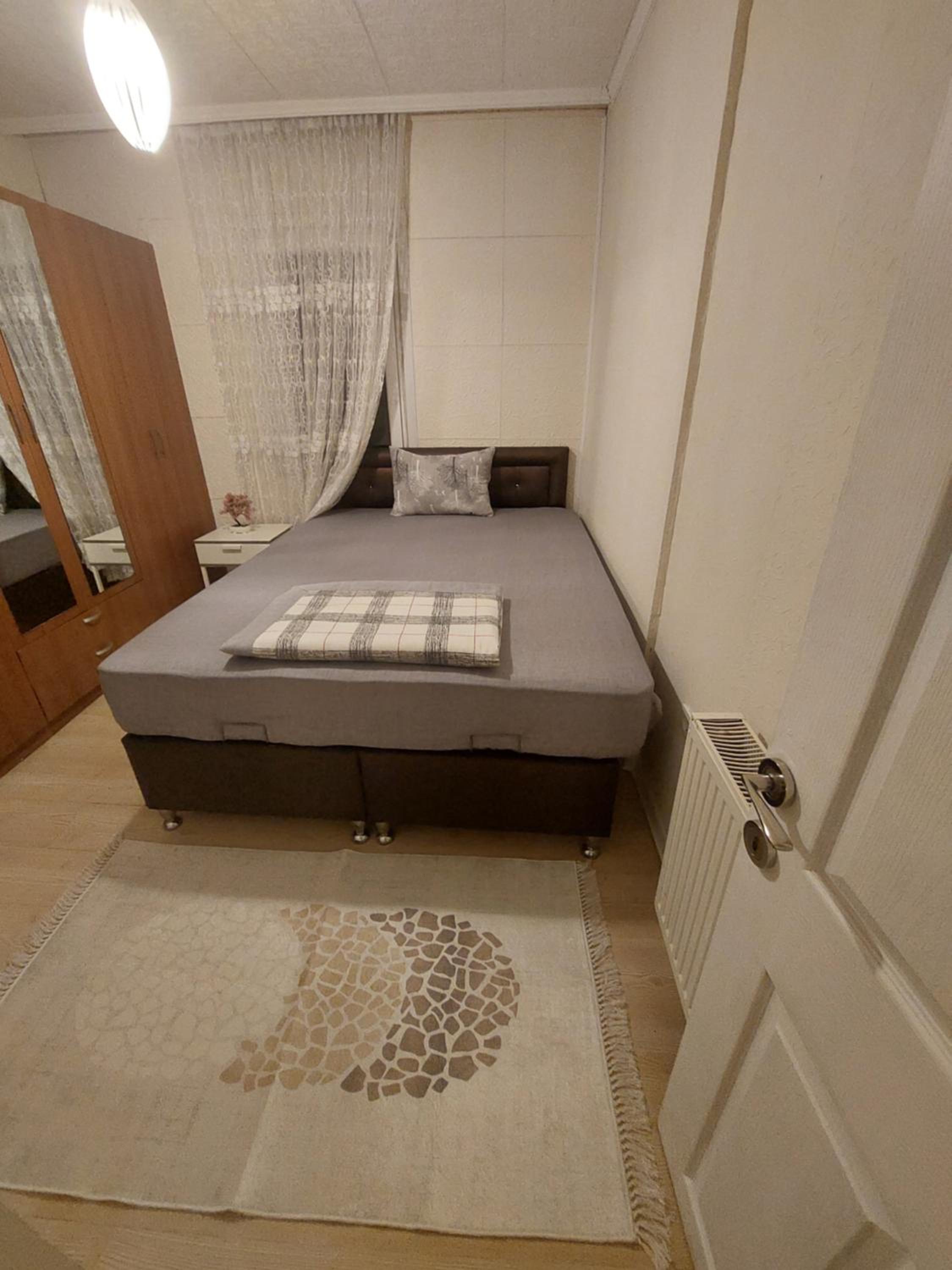 Large Double Room photo 2