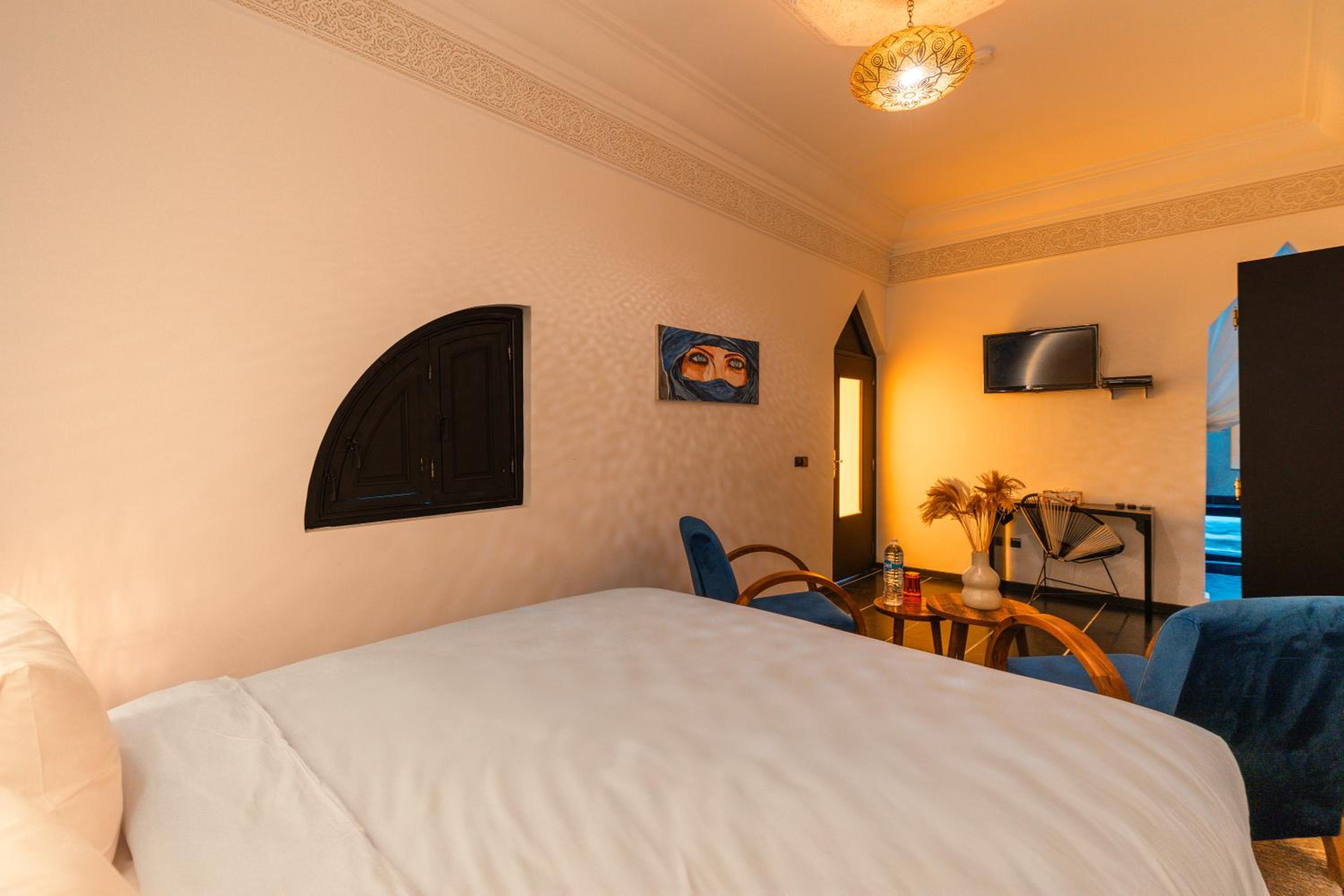 Superior Double Room - Photo 16
