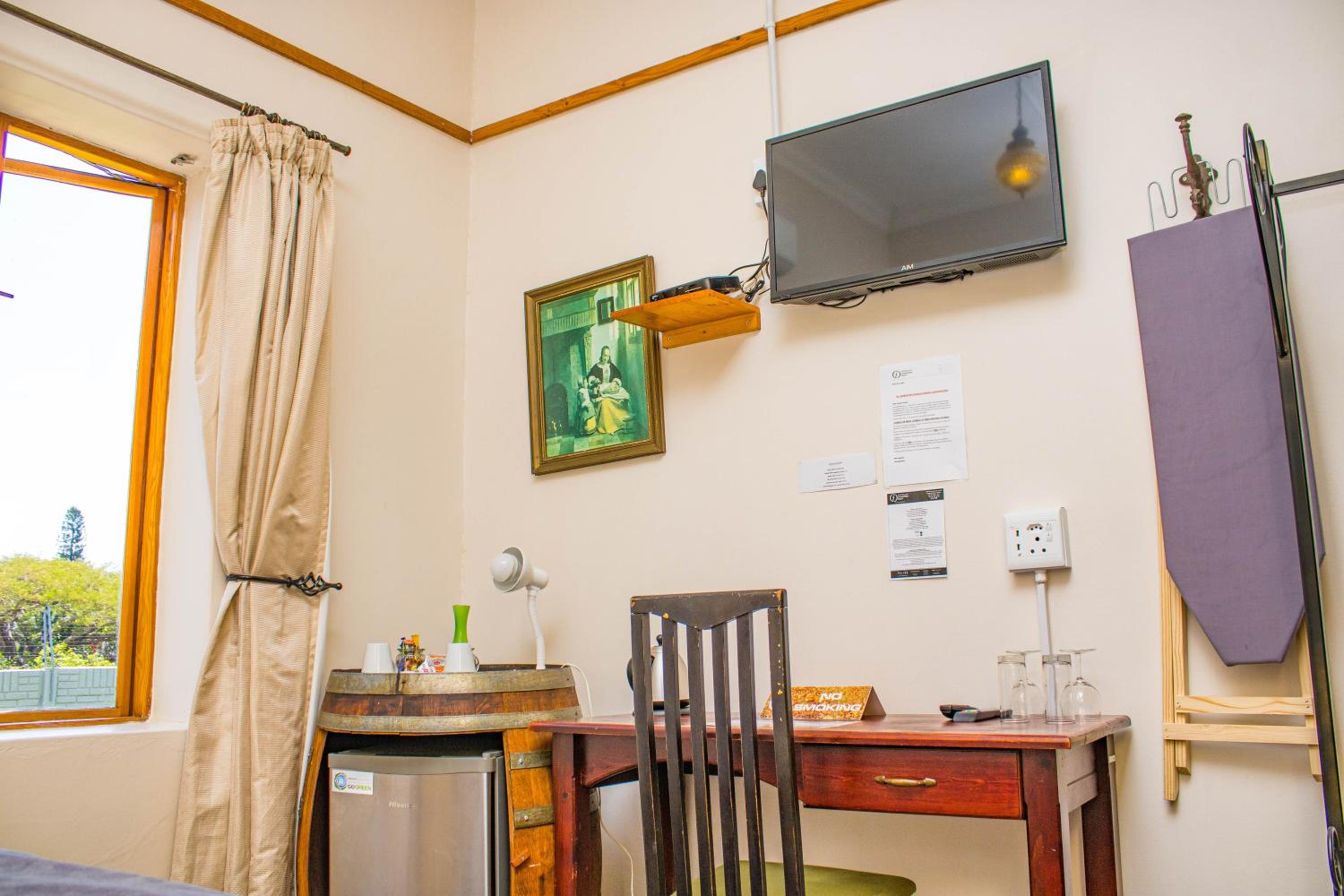 Double Room - Photo 14
