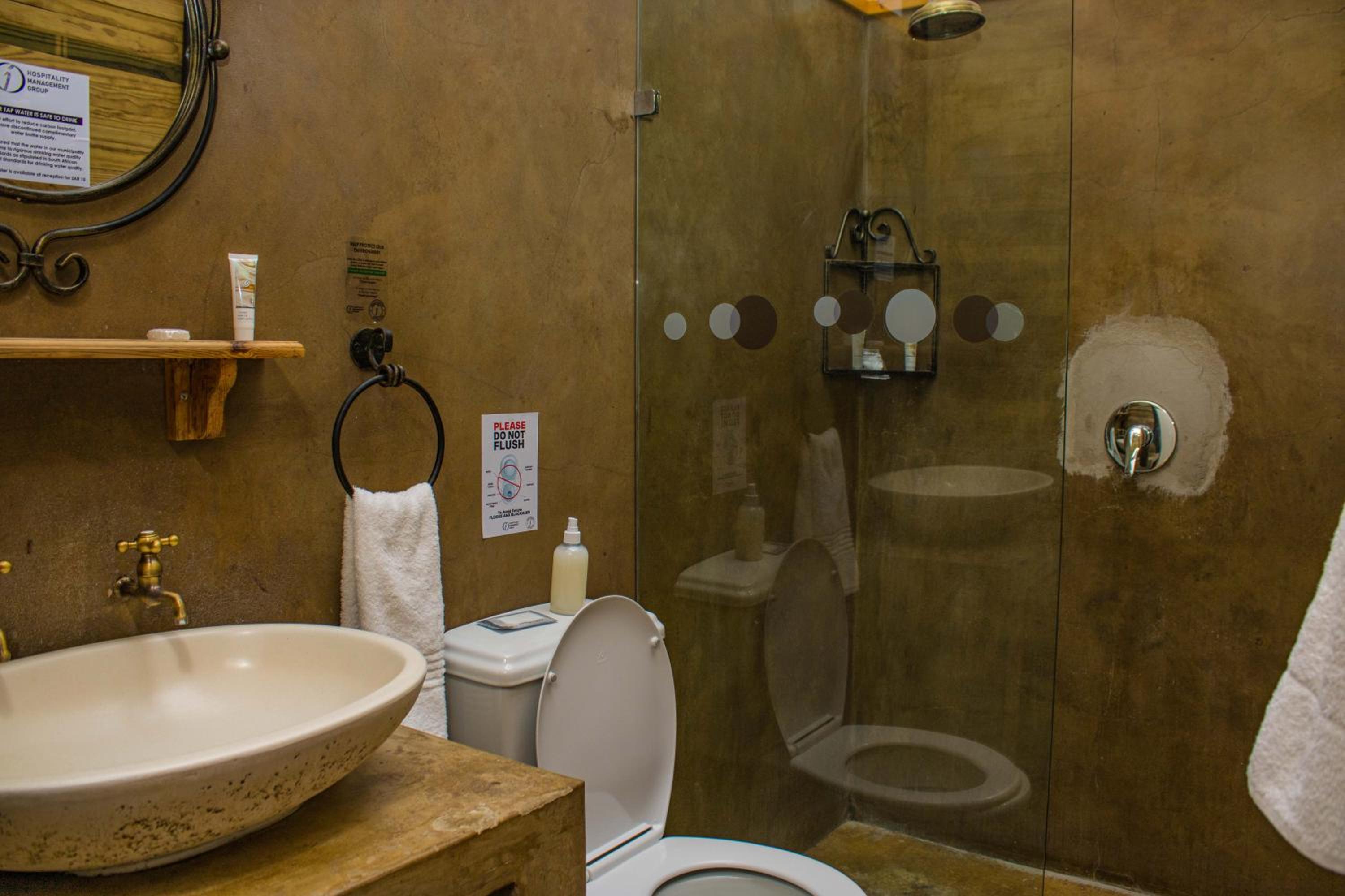 Double Room - Photo 26