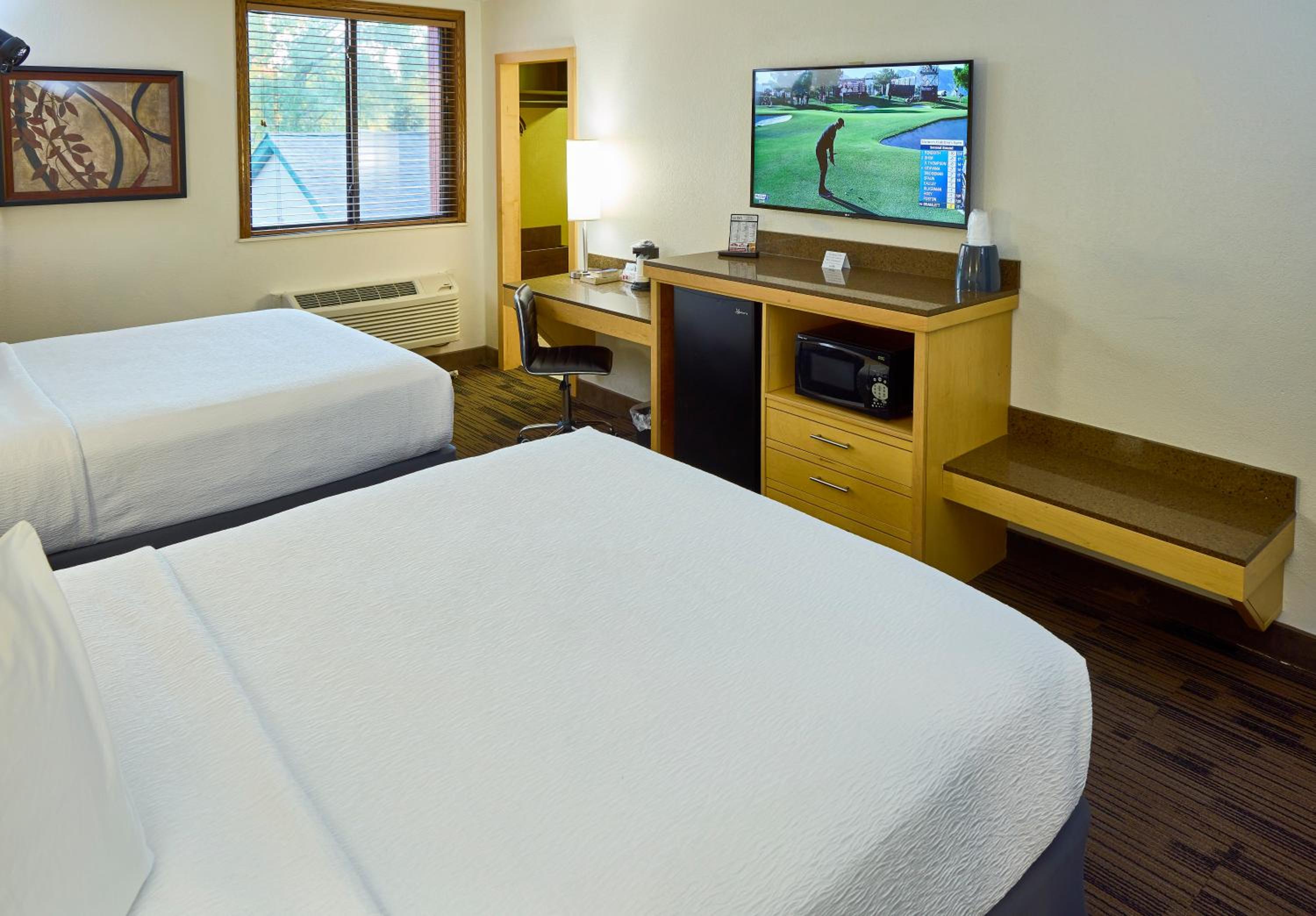 Premium Queen Room - Non-Smoking - Photo 3