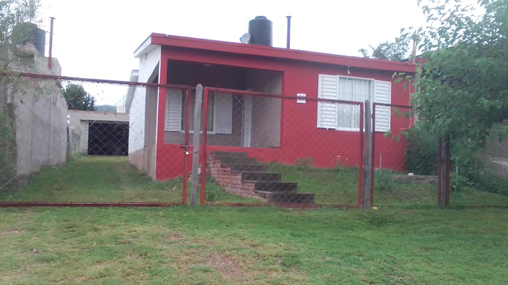 Three-Bedroom House photo 2