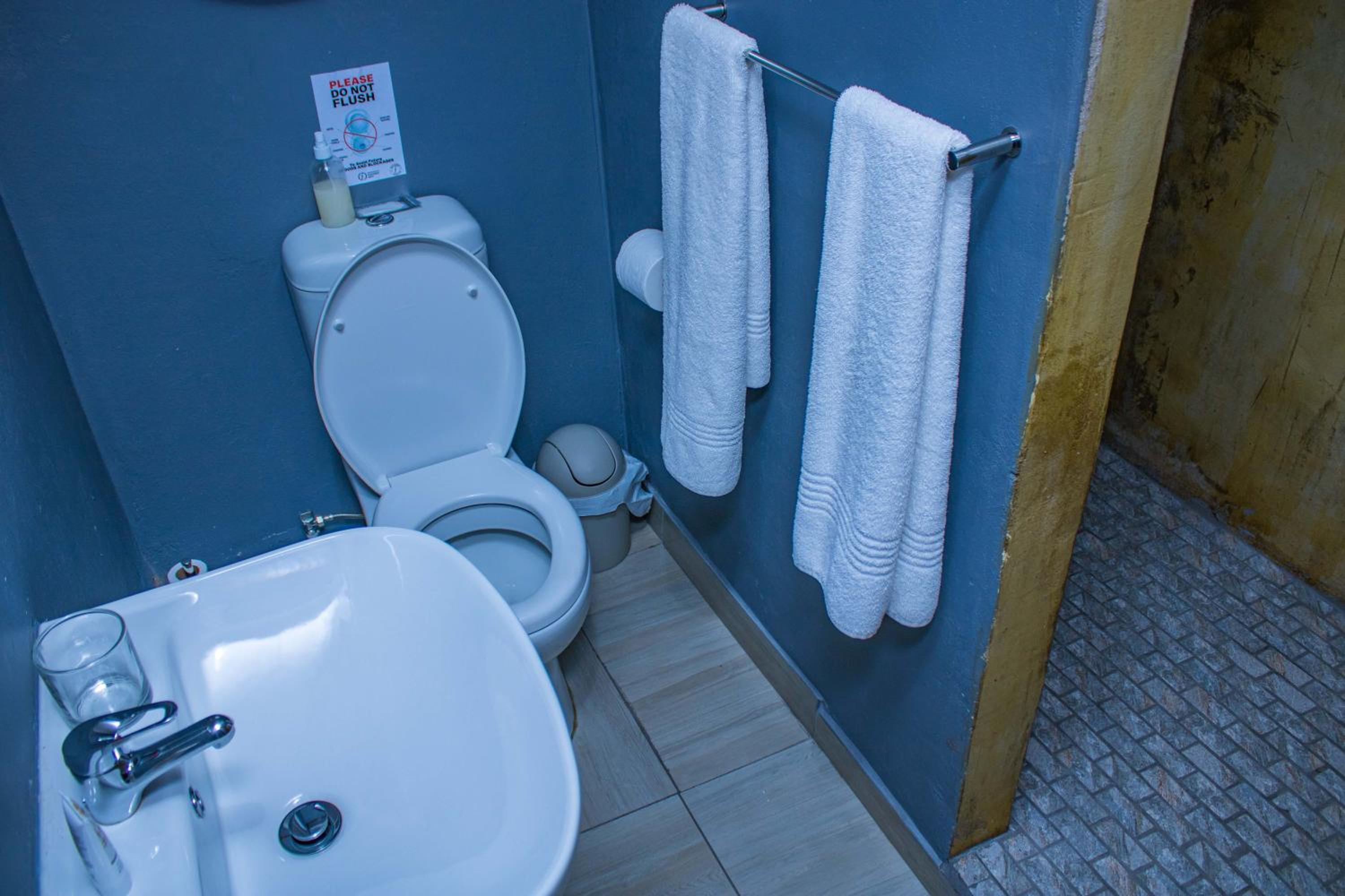 Self-catering Double Room - Photo 10